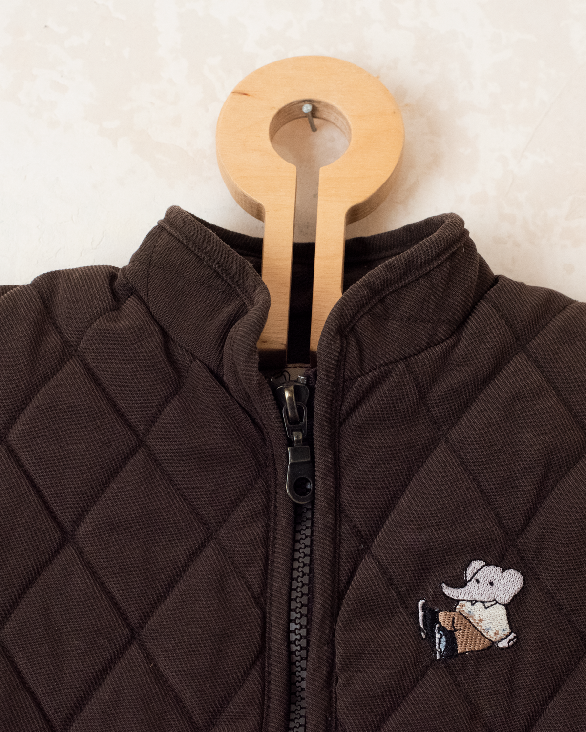 Brown quilted jacket with Baby King embroidery | 12-18 months