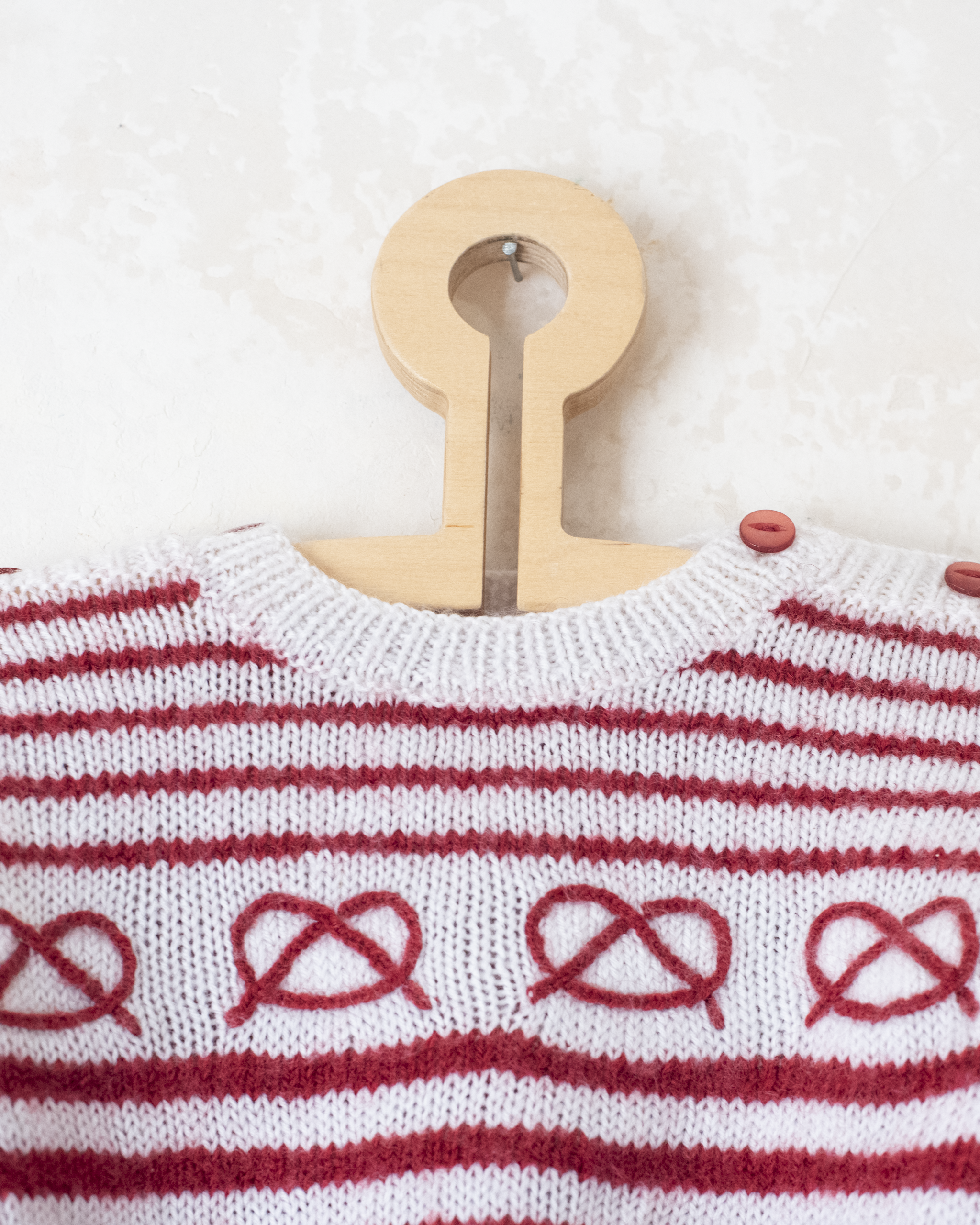 סוודר צמר עם פסים ופרעצלים | 12-18 חודשים