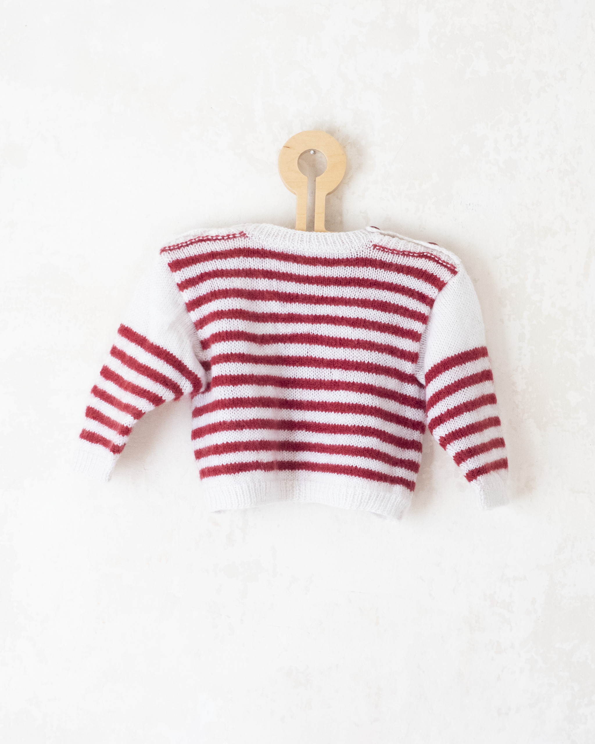 סוודר צמר עם פסים ופרעצלים | 12-18 חודשים