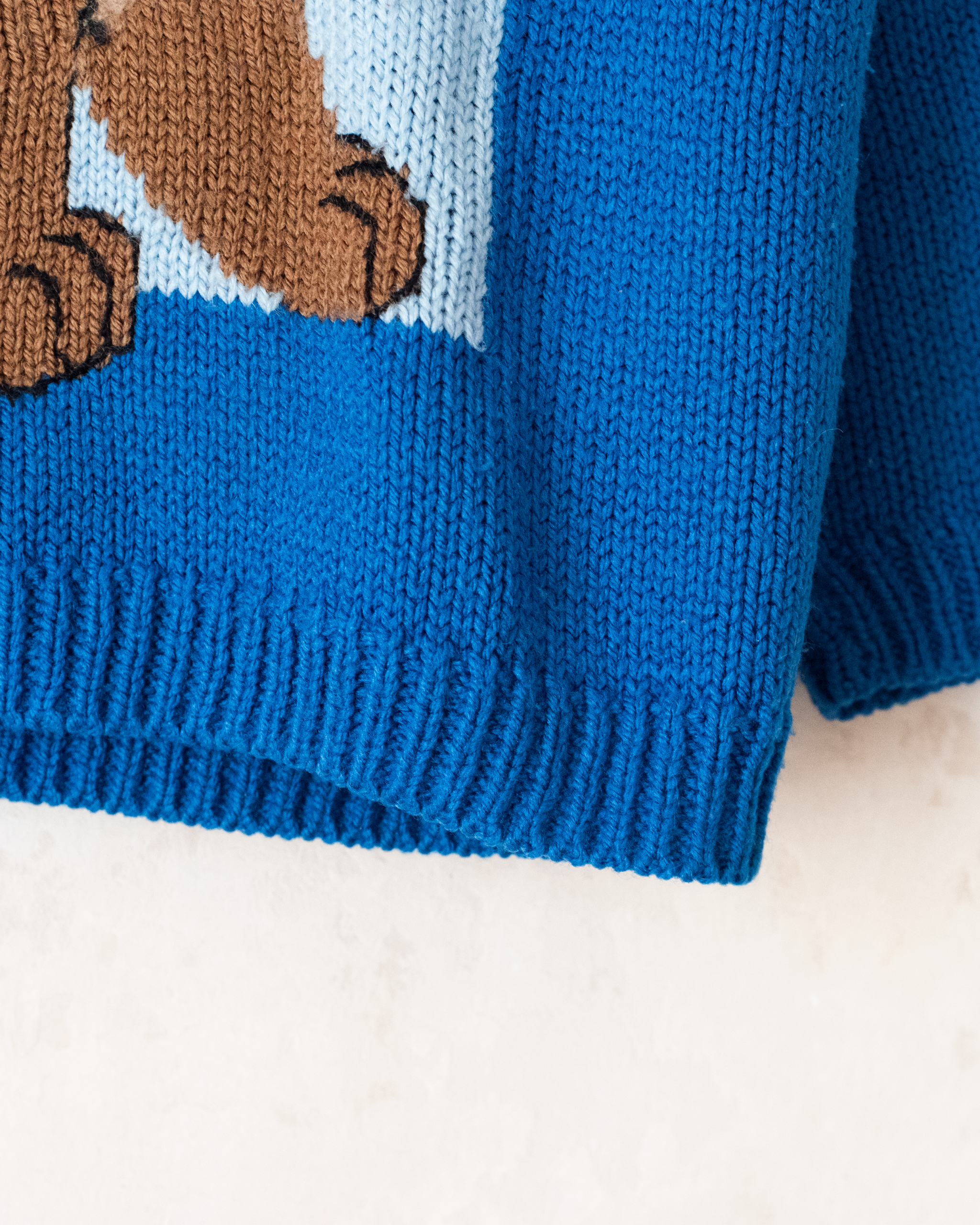 סוודר צמר כחול עם חתול | 5-6 שנים