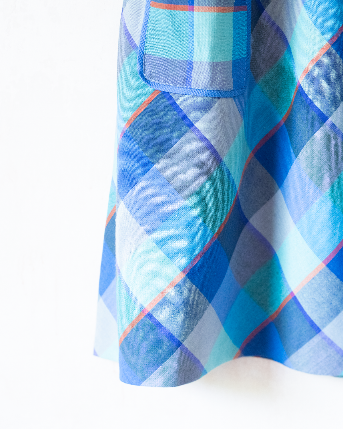 Plaid dress with tree embroidery | French deadstock from the 70s | 7-8 years