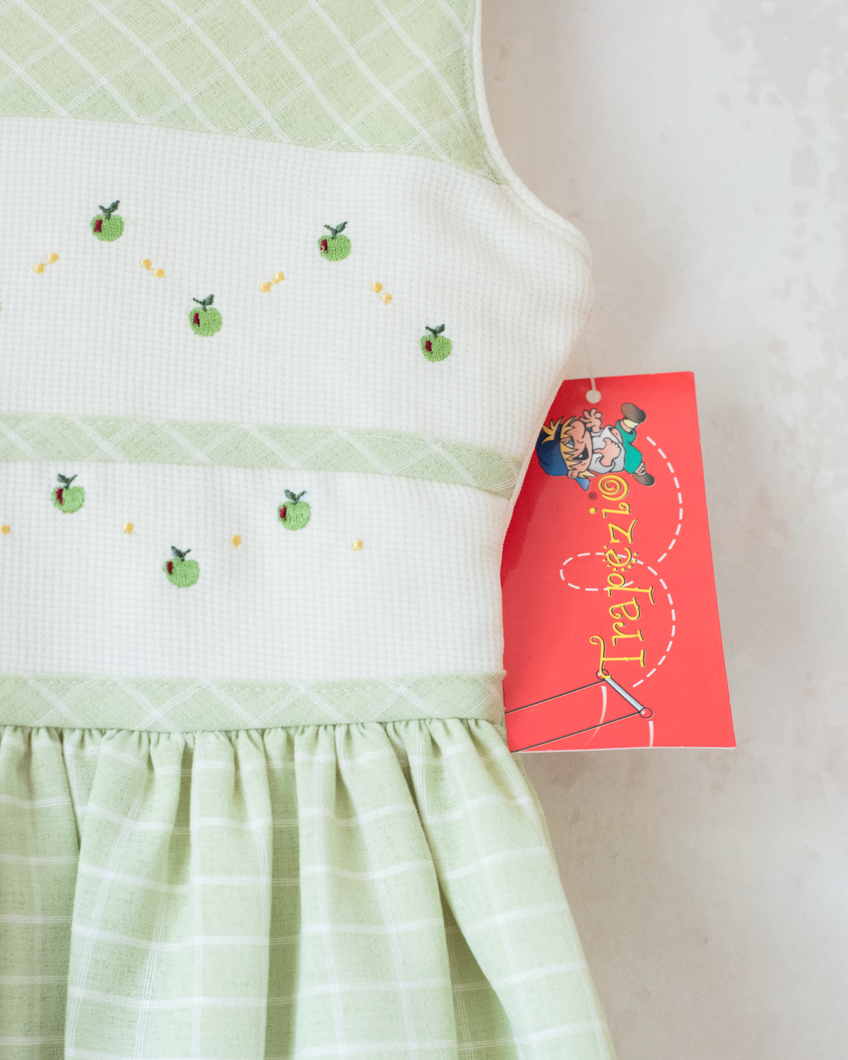 Green plaid dress with apple embroidery | Spanish deadstock | 6-7 years