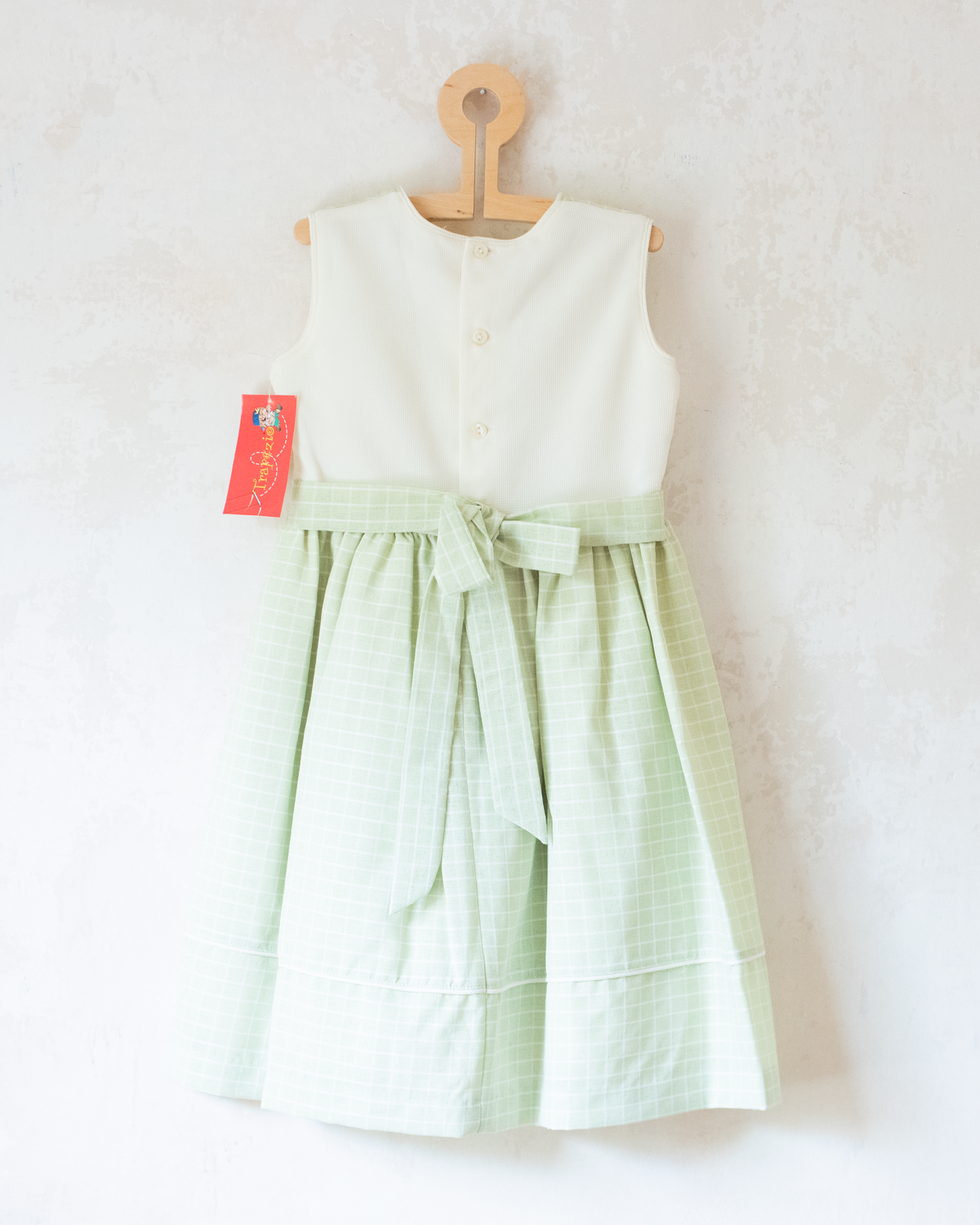 Green plaid dress with apple embroidery | Spanish deadstock | 6-7 years