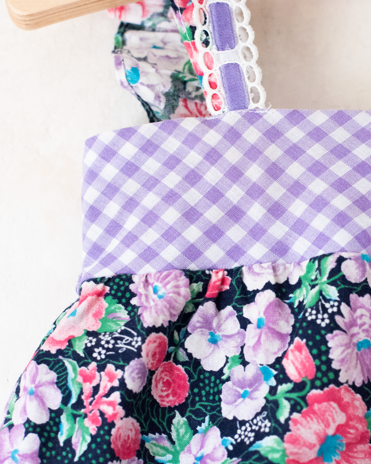 Romantic tunic with lace flowers and plaid | 9-18 months