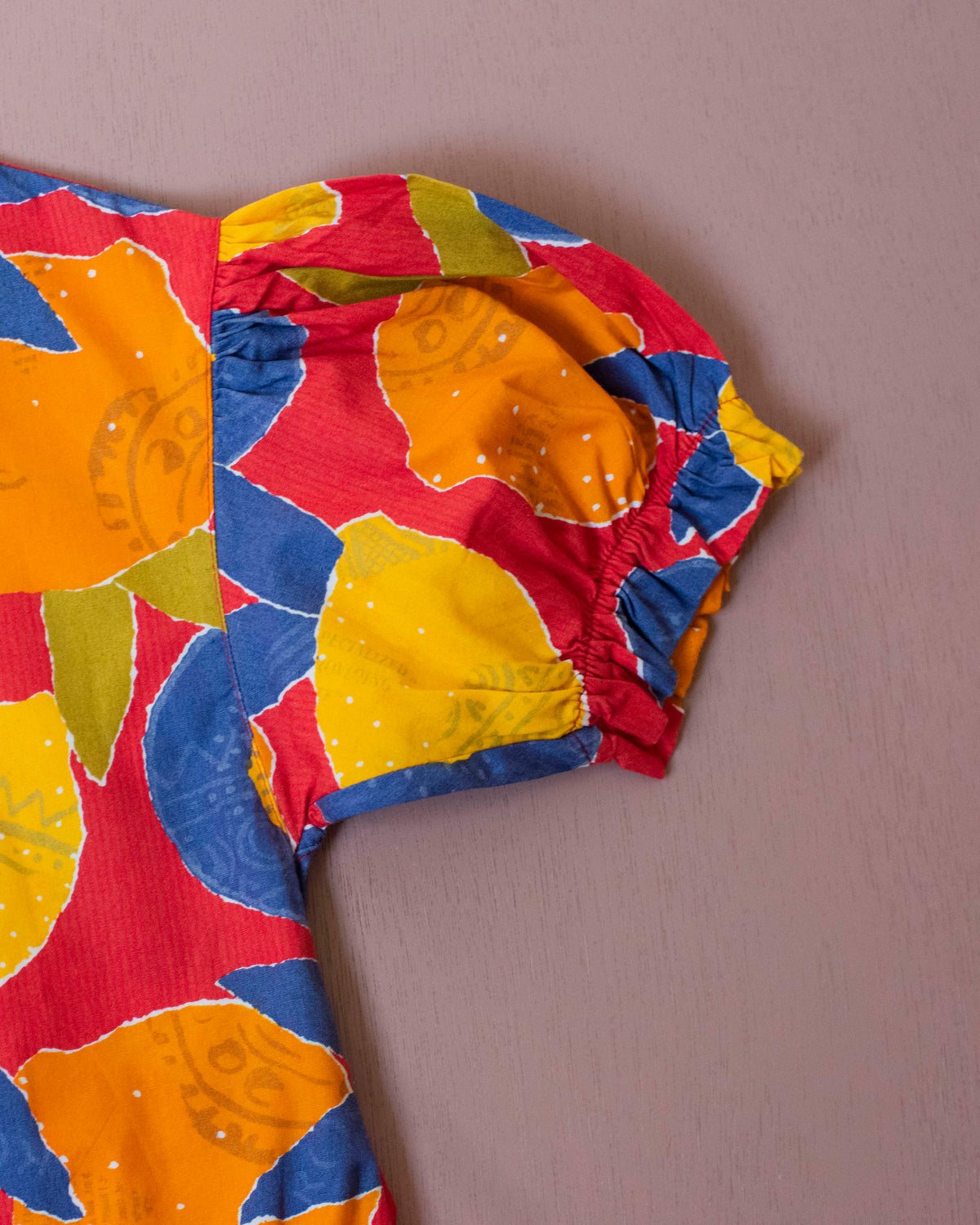 Colorful fruit shirt from the 80s | 8-9 years