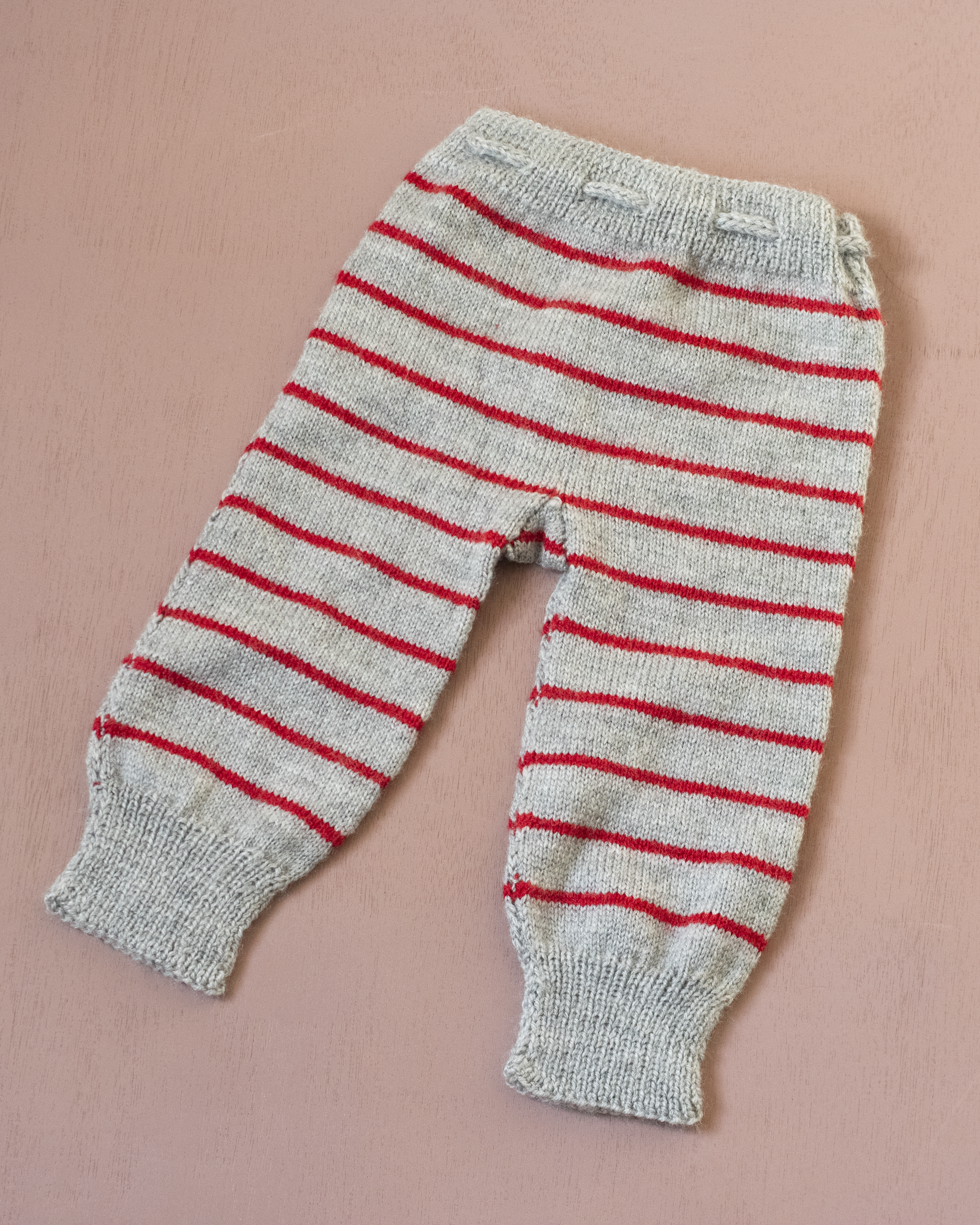 מכנסי צמר אפורות עם פסים | 18-24 חודשים