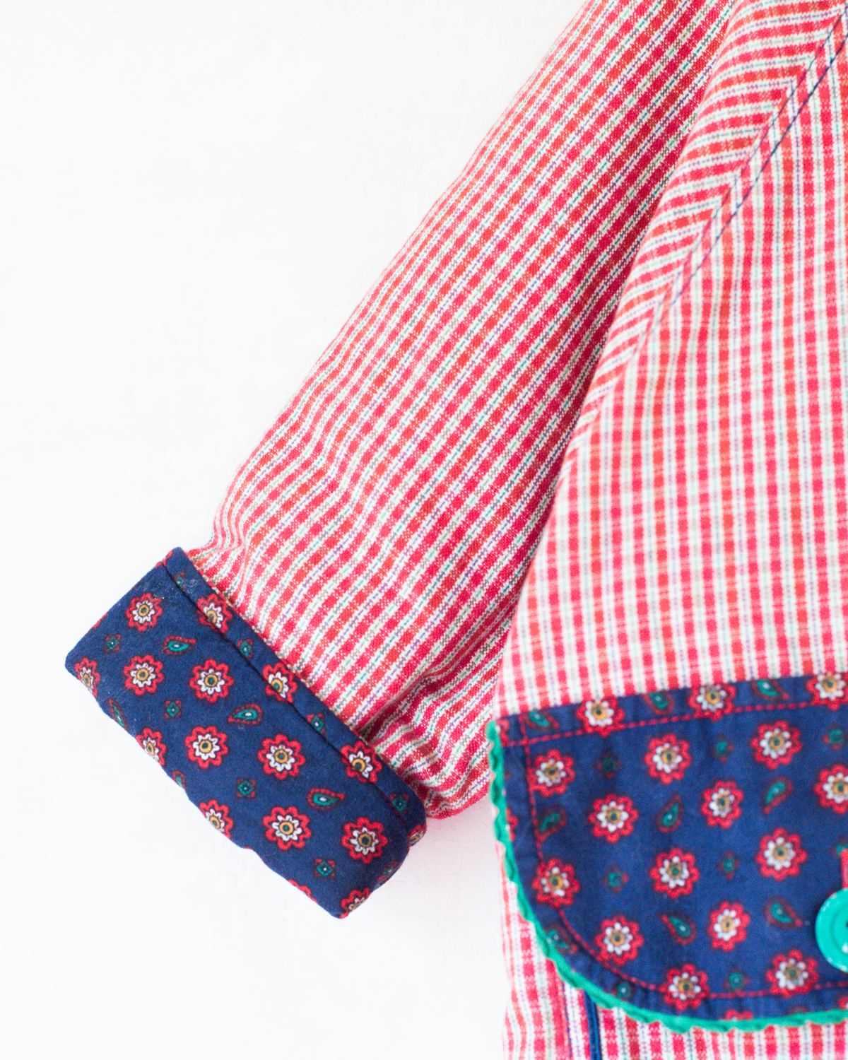 Plaid jacket with flowers and pointed hat | 5-6 years