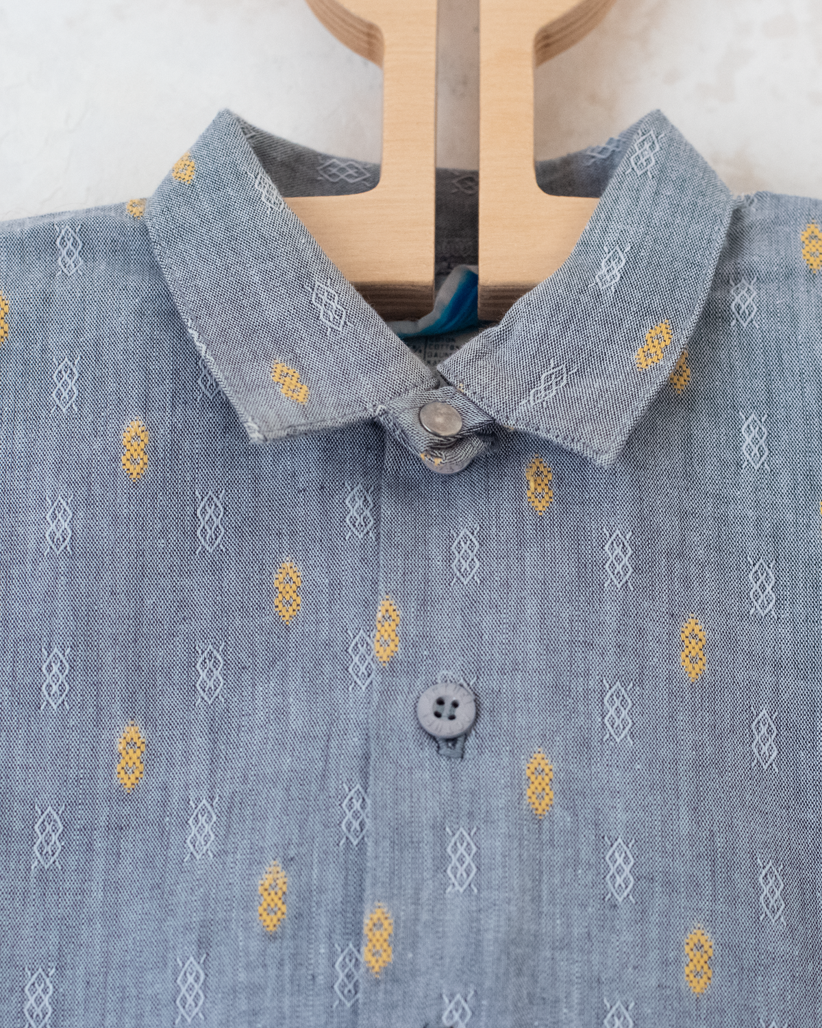 Gray button-down shirt | 12-18 months