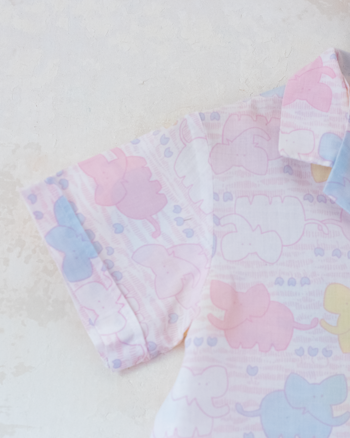 Button-down shirt with pastel elephants | 18-24 months