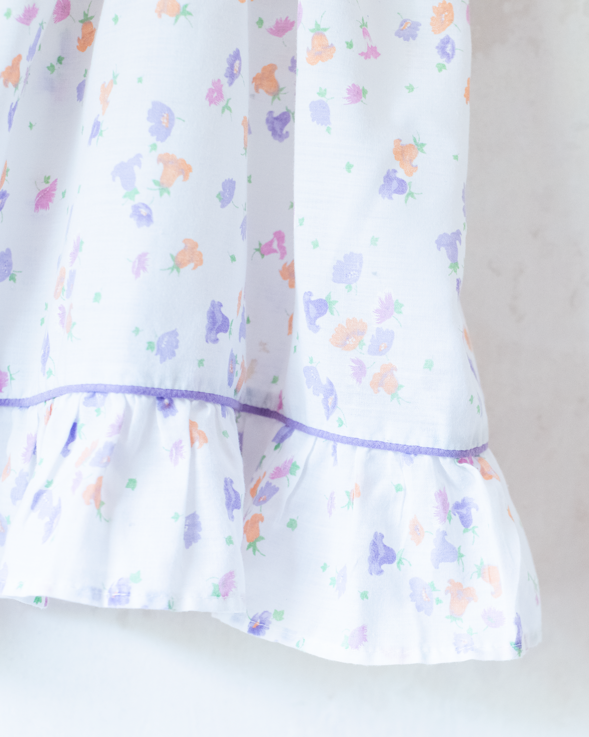 White floral dress with ruffle straps | 12-18 months