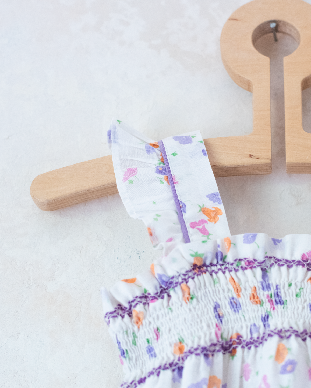 White floral dress with ruffle straps | 12-18 months