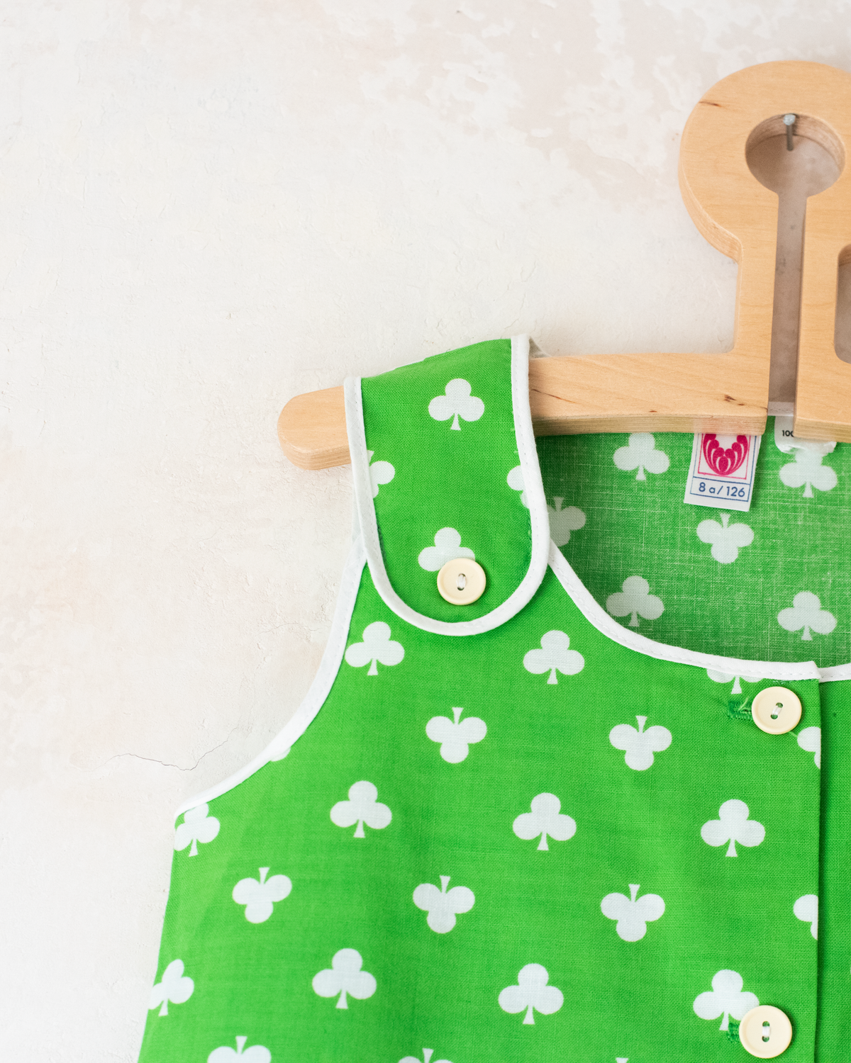 Green dress with shamrocks | French deadstock from the 70s | 4-5 years