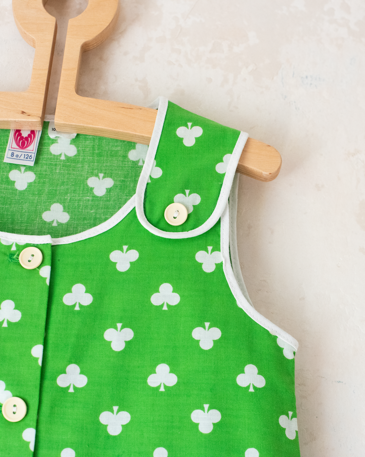 Green dress with shamrocks | French deadstock from the 70s | 4-5 years