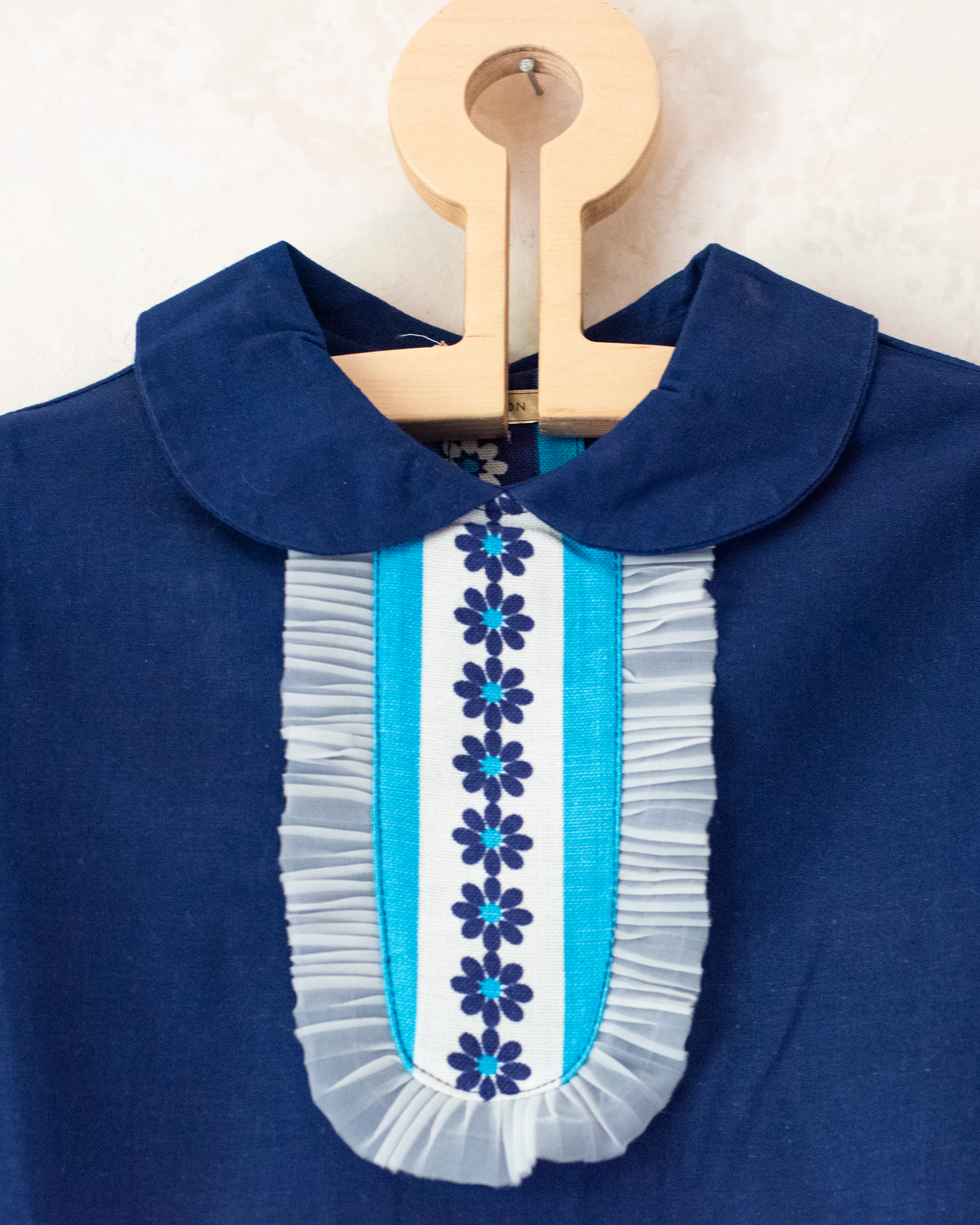 Blue dress with flowers | French deadstock from the 70s | 6-7 years