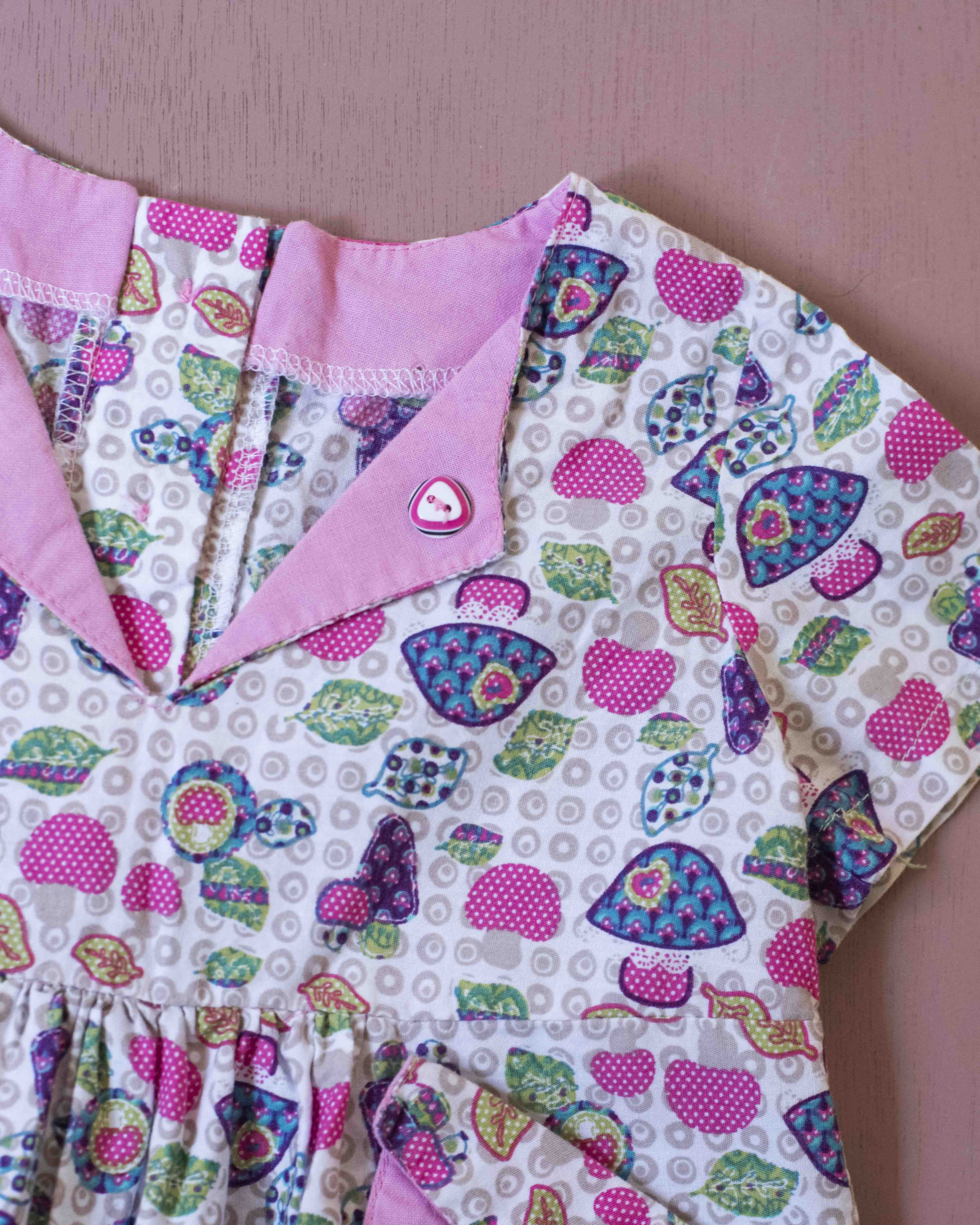 שמלת וינטג׳ עם פטריות צבעוניות | 12-18 חודשים