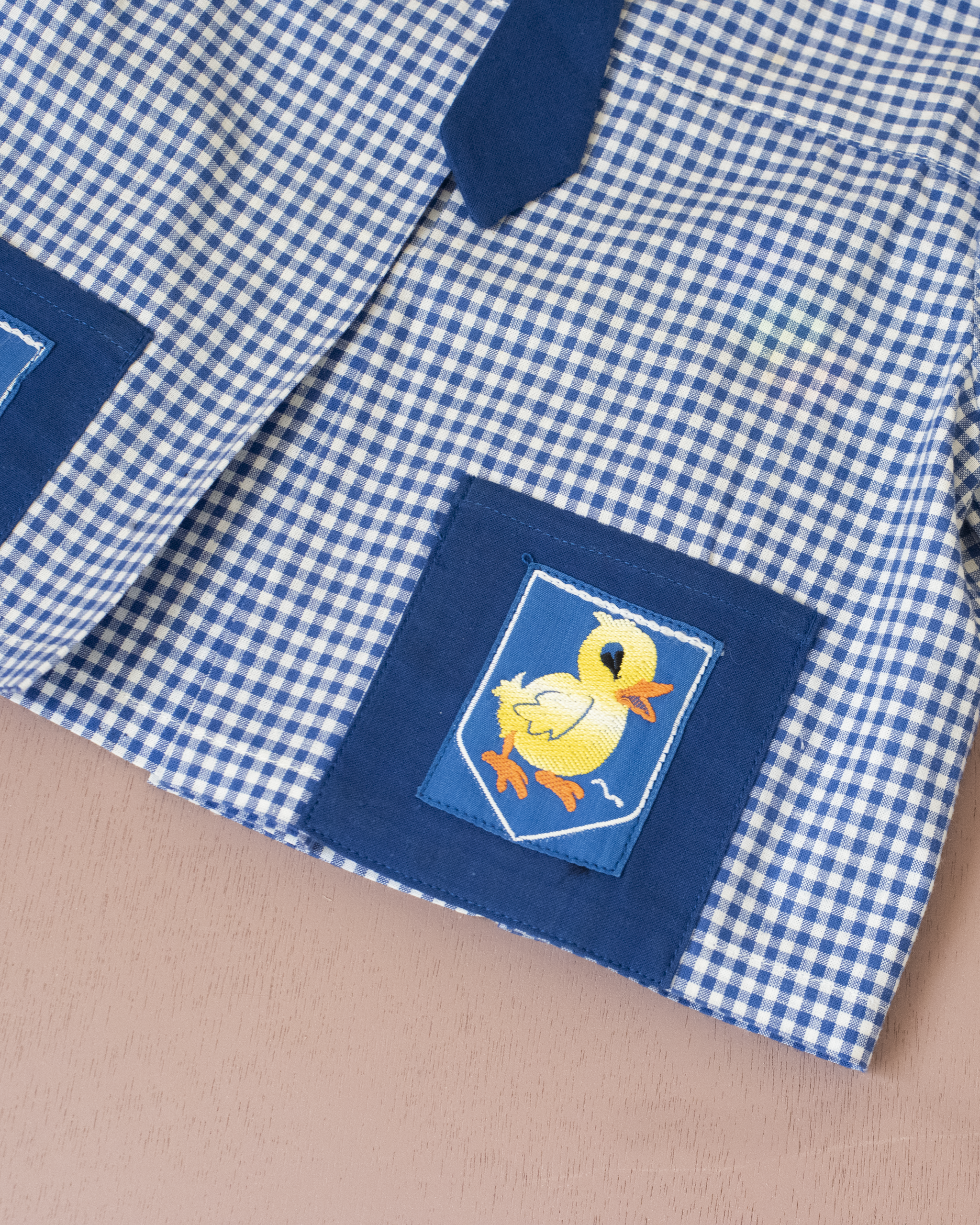 חולצה משובצת עם ברווזים בכיסים | דד סטוק צרפתי מהסיקסטיז | 12-18 חודשים