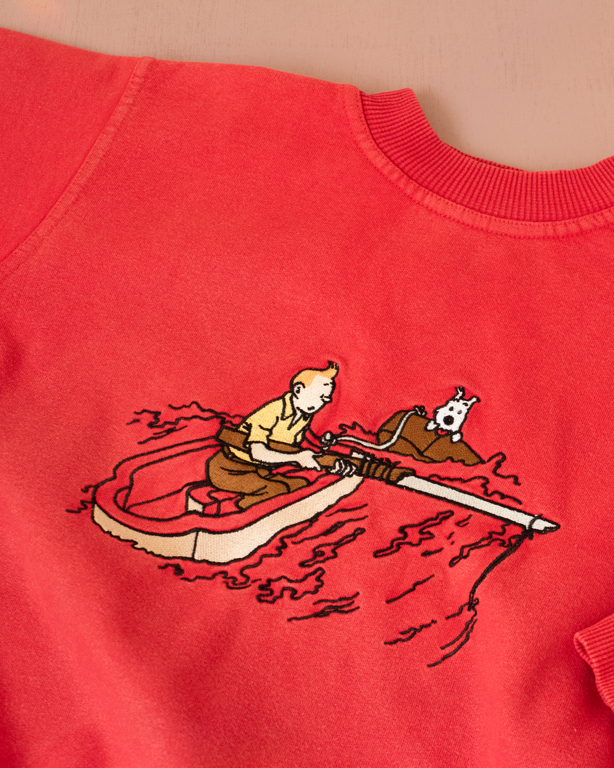 Red sweatshirt with Tintin and Snowy embroidery | 5-6 years
