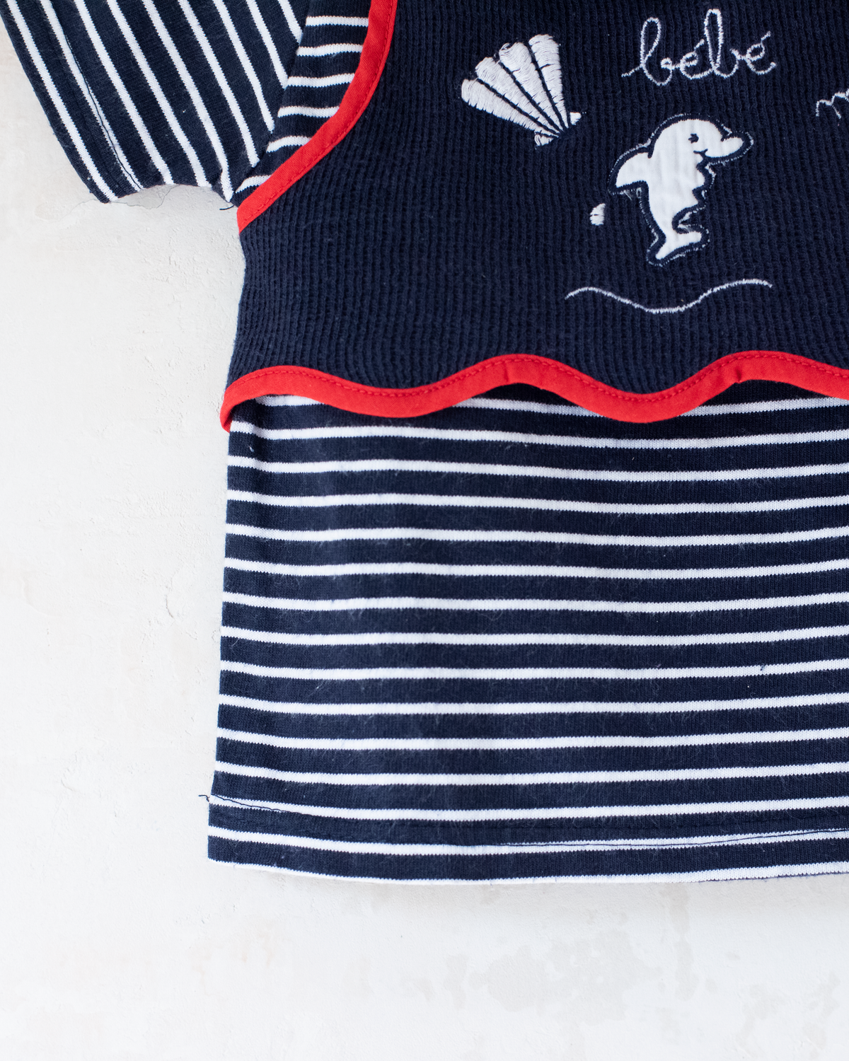 Short shirt with stripes and dolphin | 9-12 months