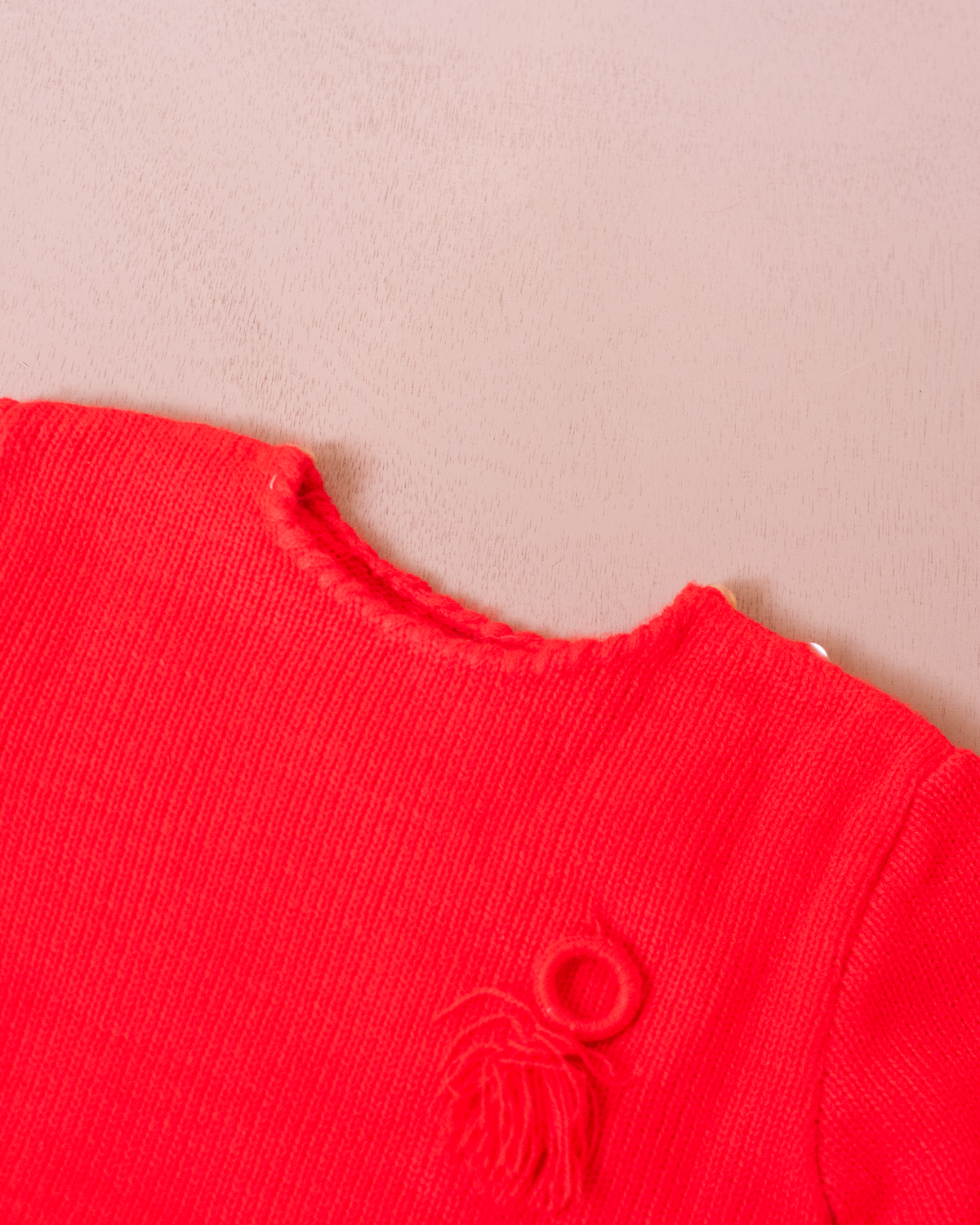 Red knit with fringes | French deadstock from the 70s | 9-12 months