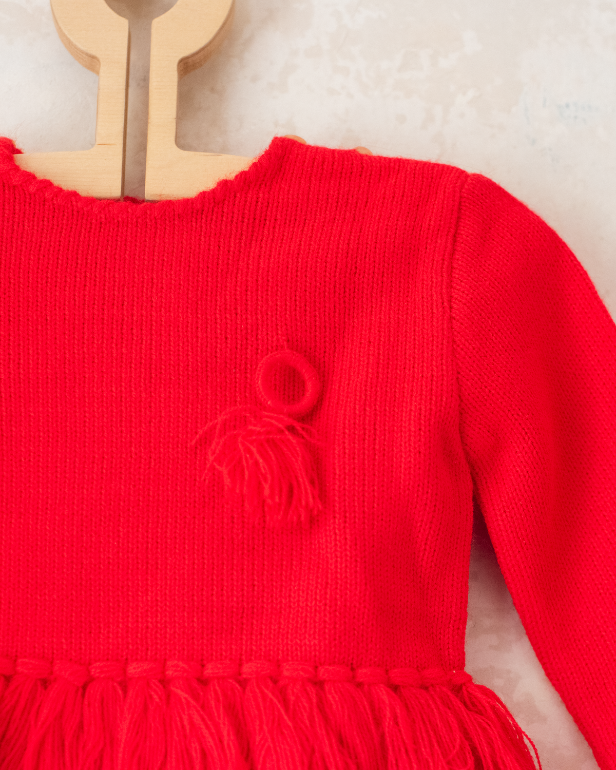 Red knit with fringes | French deadstock from the 70s | 9-12 months