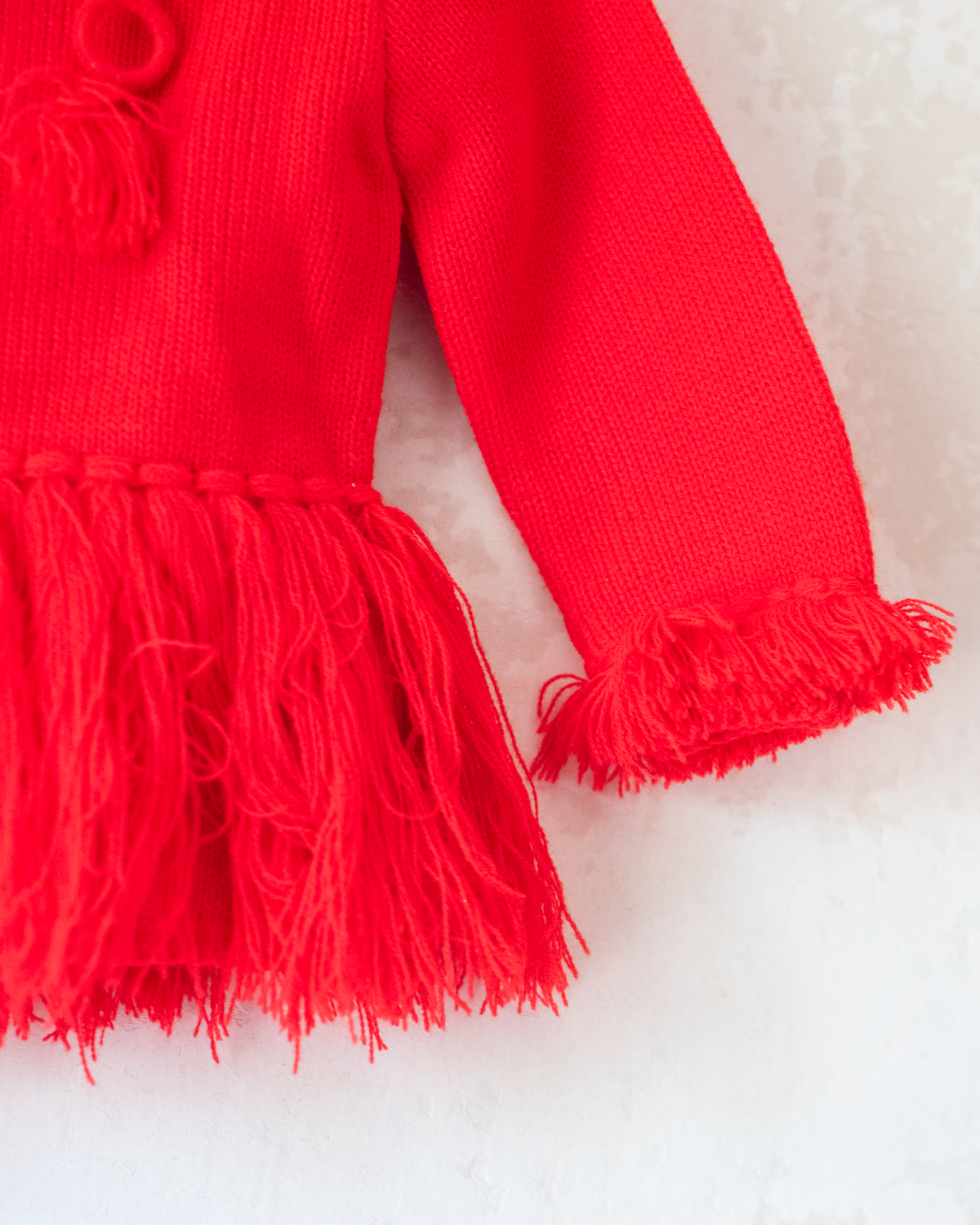 Red knit with fringes | French deadstock from the 70s | 9-12 months