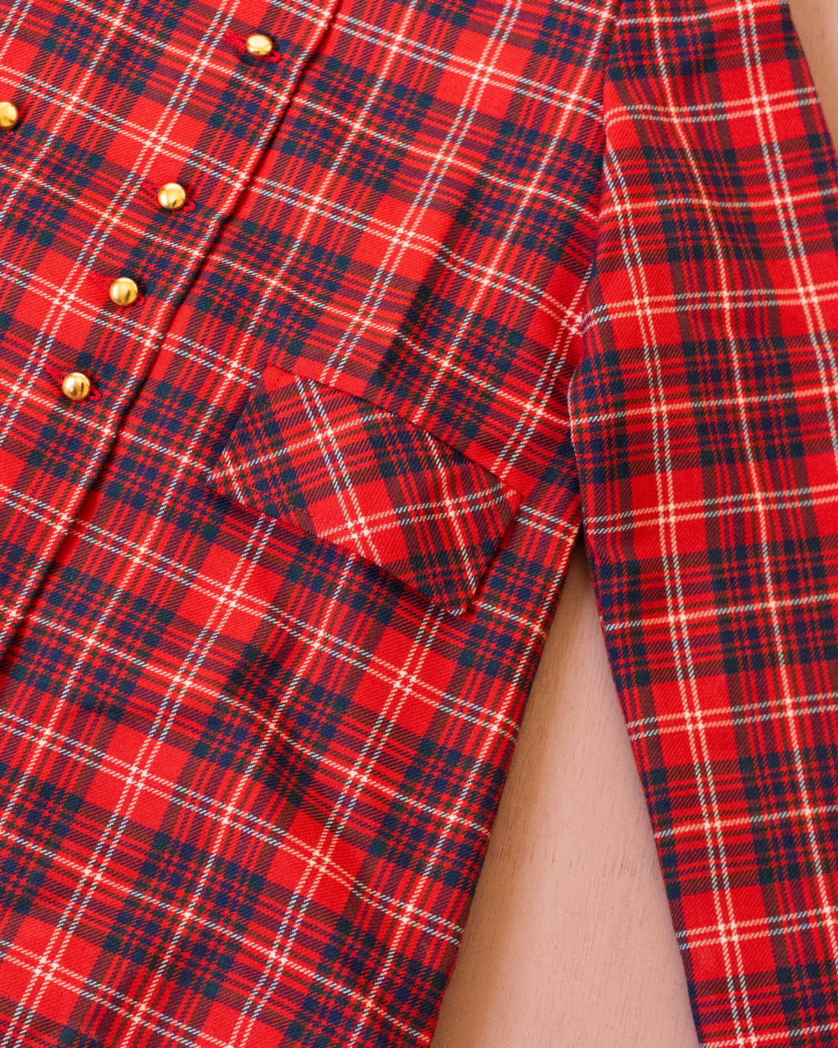 Red plaid jacket with gold buttons | French deadstock | 5-6 years