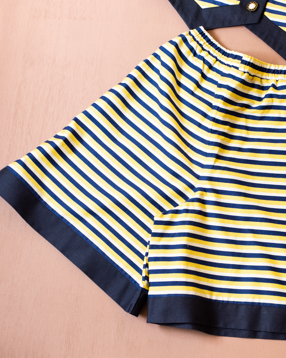 Stripes and pearl button set | Dead stock from England | 10-11 years