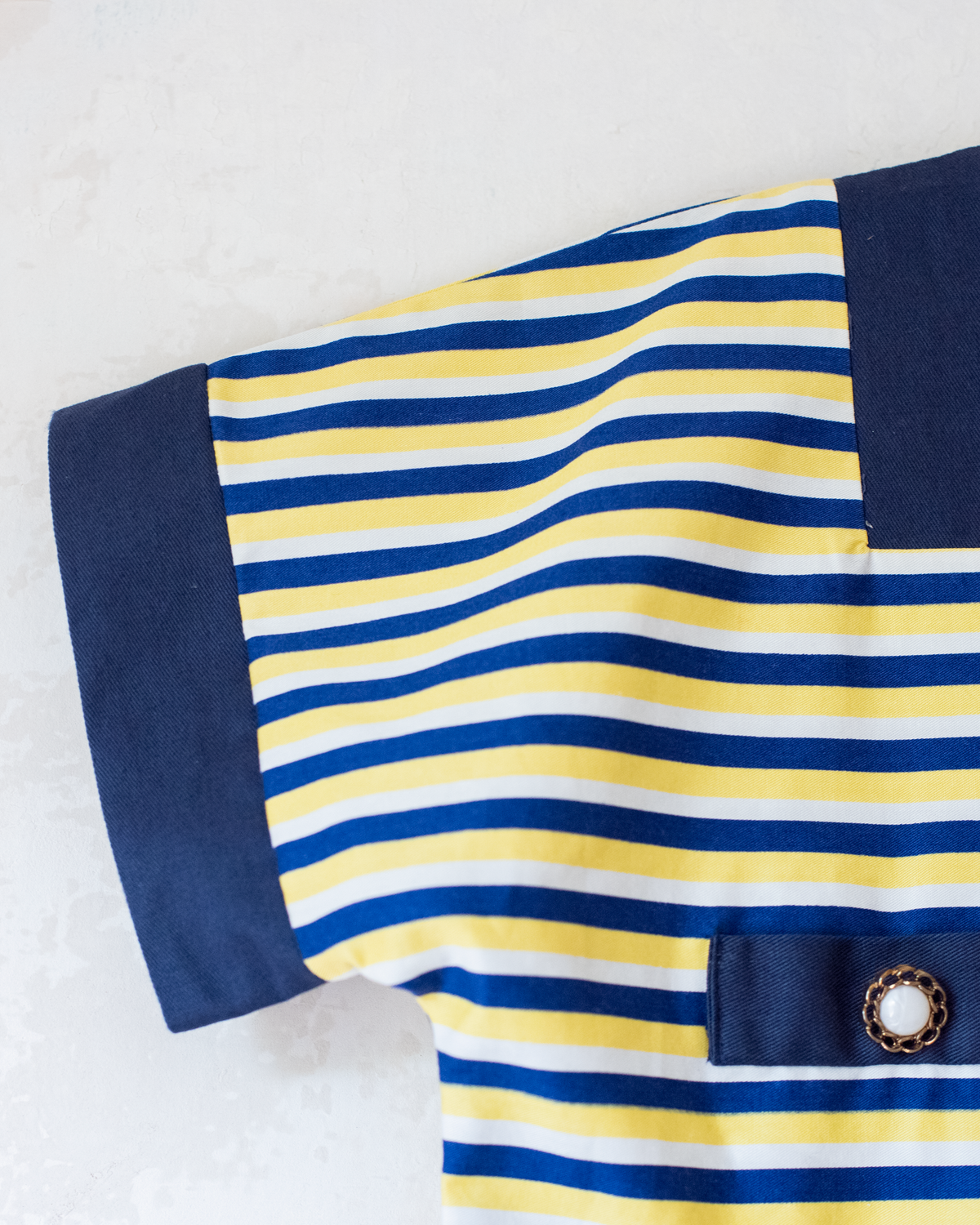 Stripes and pearl button set | Dead stock from England | 10-11 years
