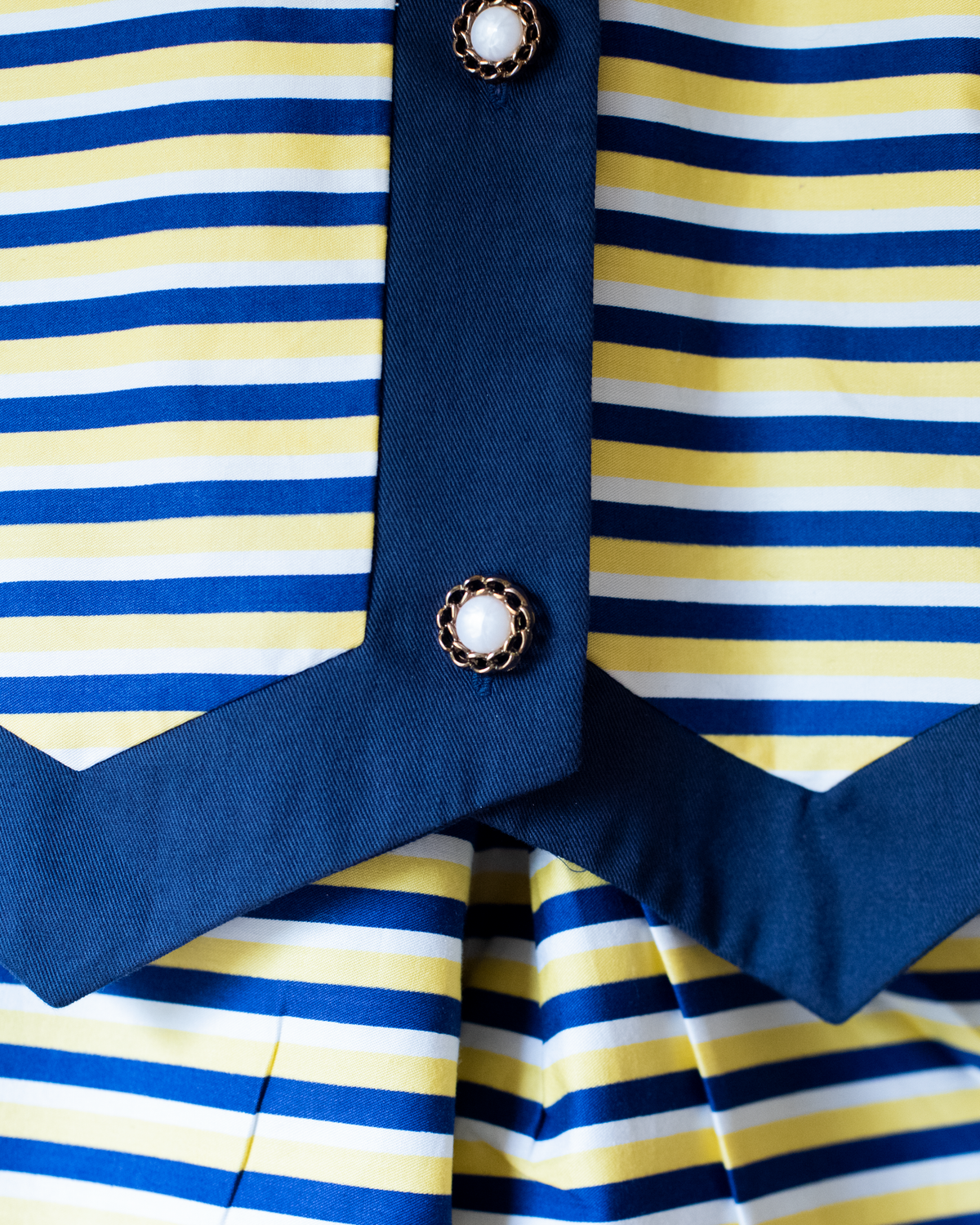 Stripes and pearl button set | Dead stock from England | 10-11 years