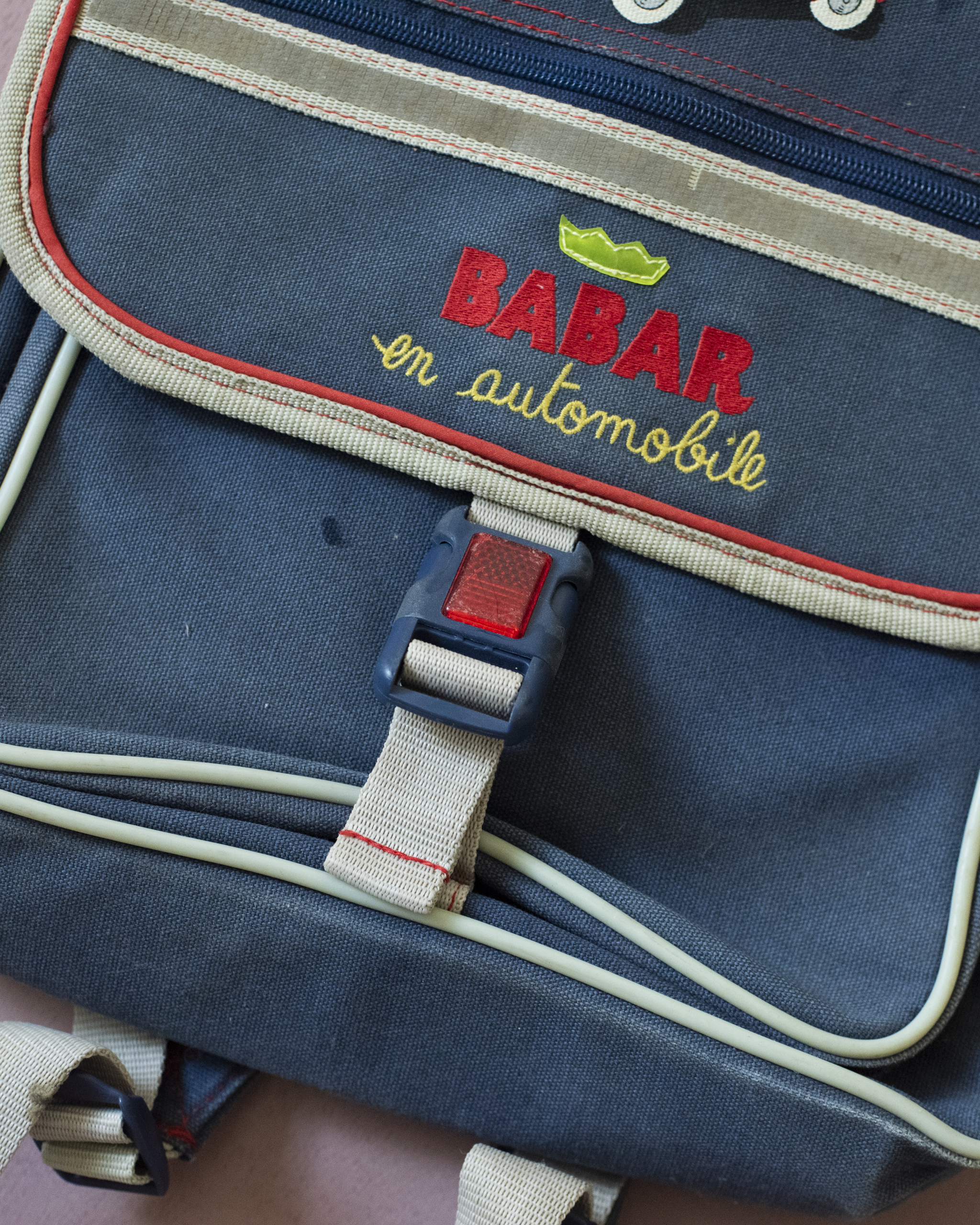 ילקוט כחול | הלך בבר במכונית