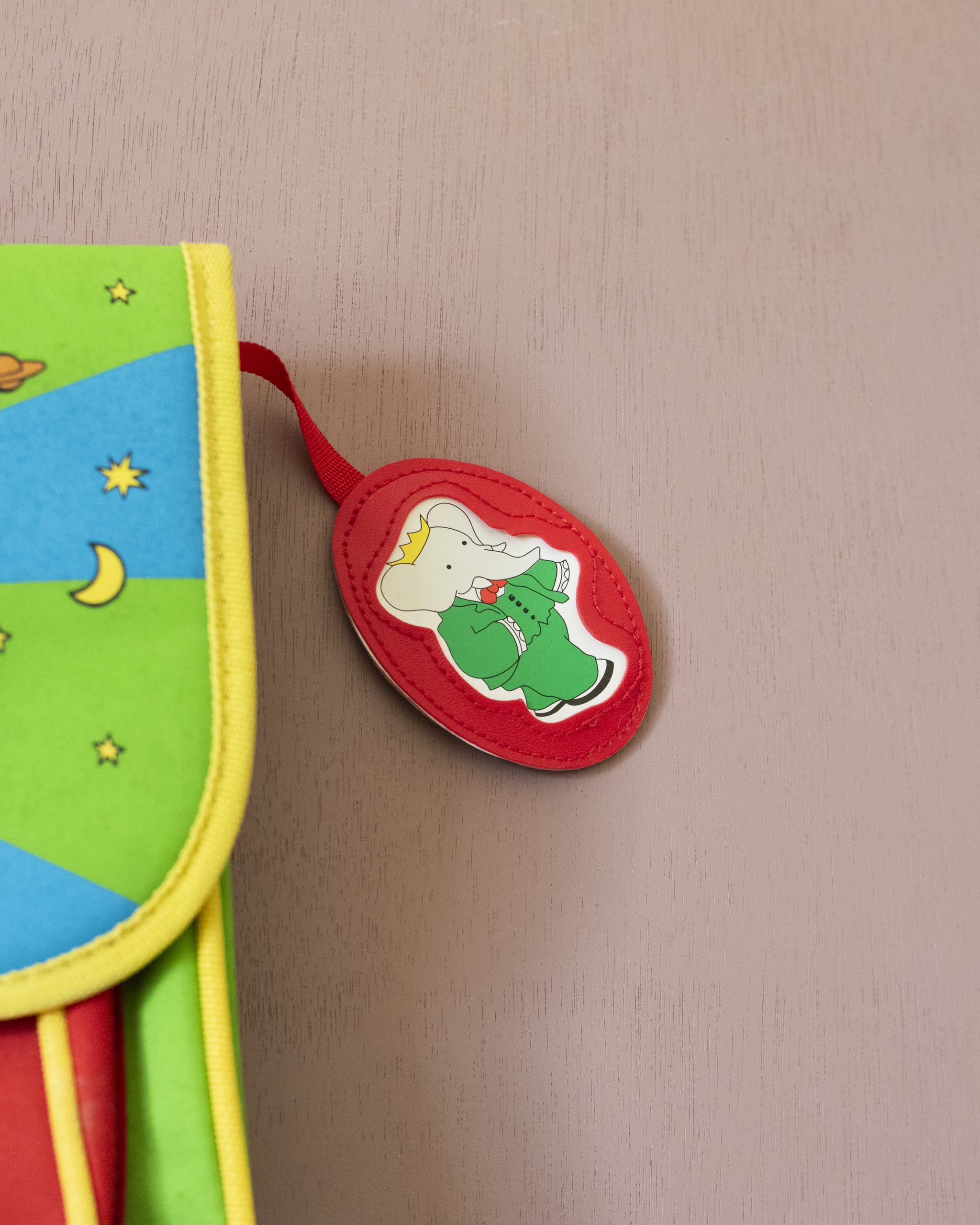 ילקוט צבעוני | המלך בבר בחלל