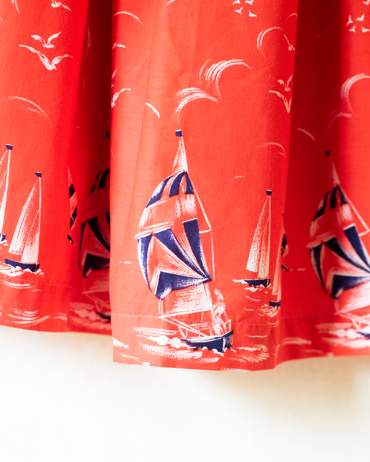Red midi skirt with sailboats, kites and birds | 10-12 years