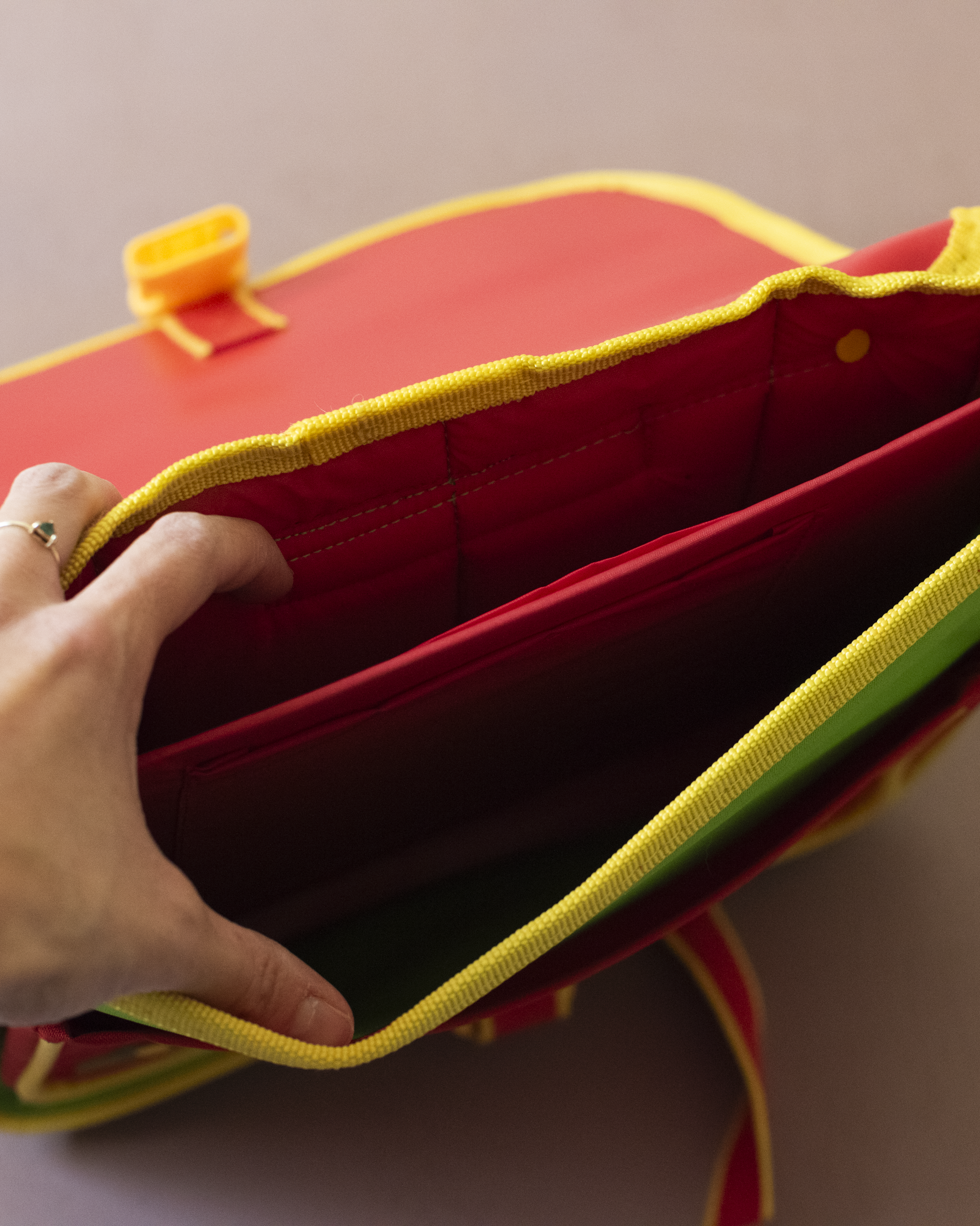 ילקוט צבעוני | המלך בבר בחלל