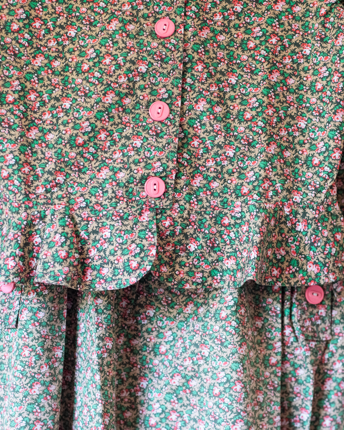 Gorgeous floral set with long shirt and skirt | 10-11 years