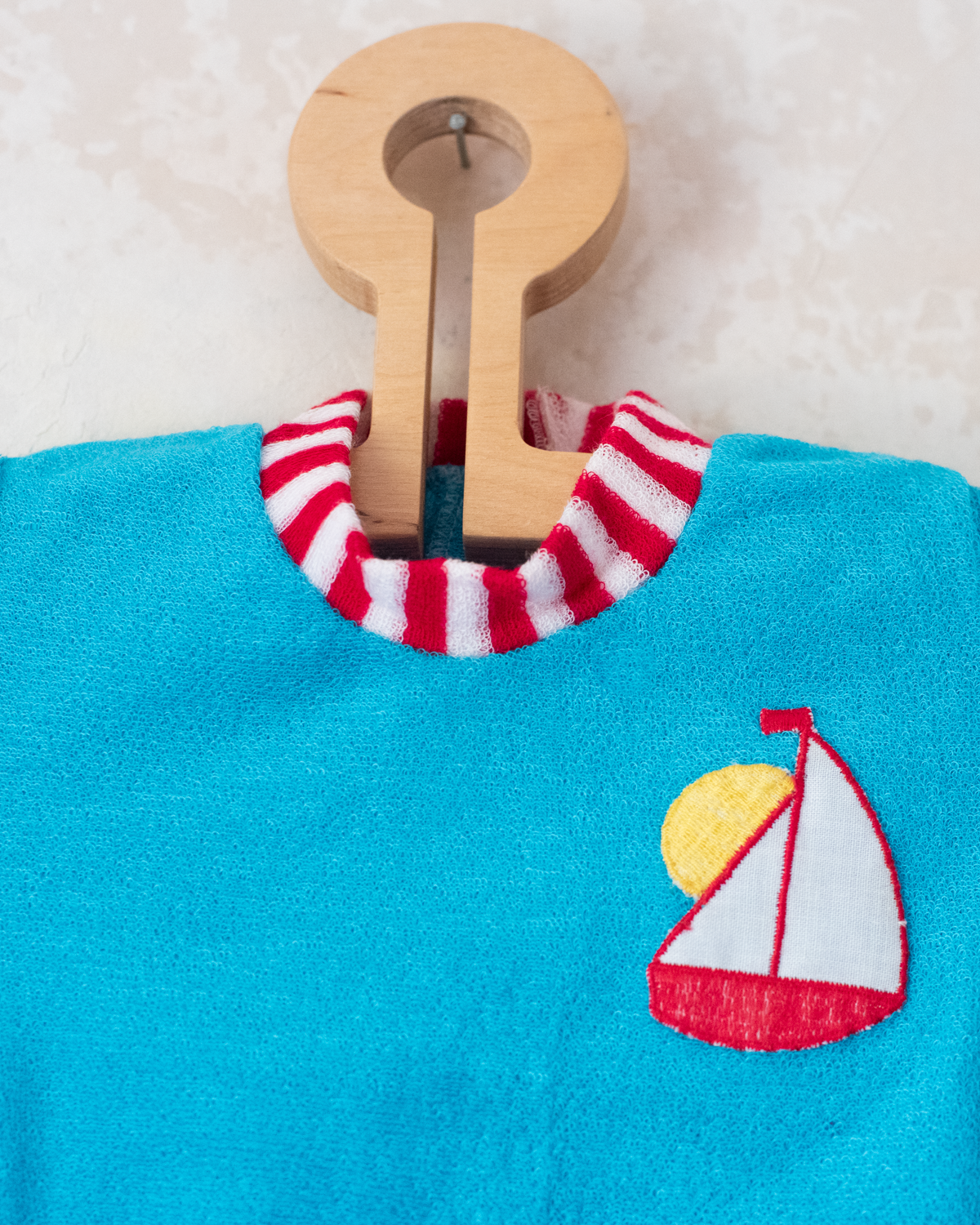 Colorful terry cloth romper with stripes and a sailboat | Spanish dead stock | 3-6 months