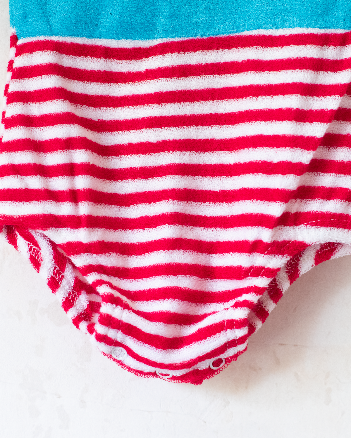 Colorful terry cloth romper with stripes and a sailboat | Spanish dead stock | 3-6 months