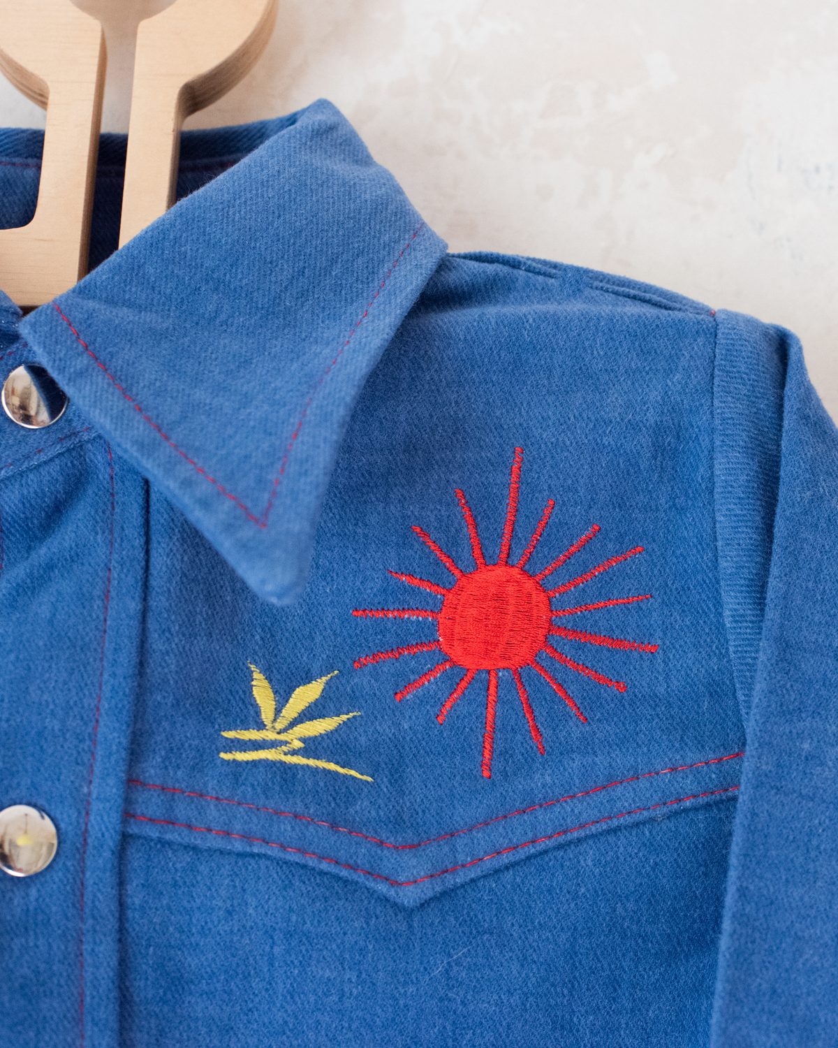 Embroidered denim set from the 70s, shirt and pants | 9-10 years