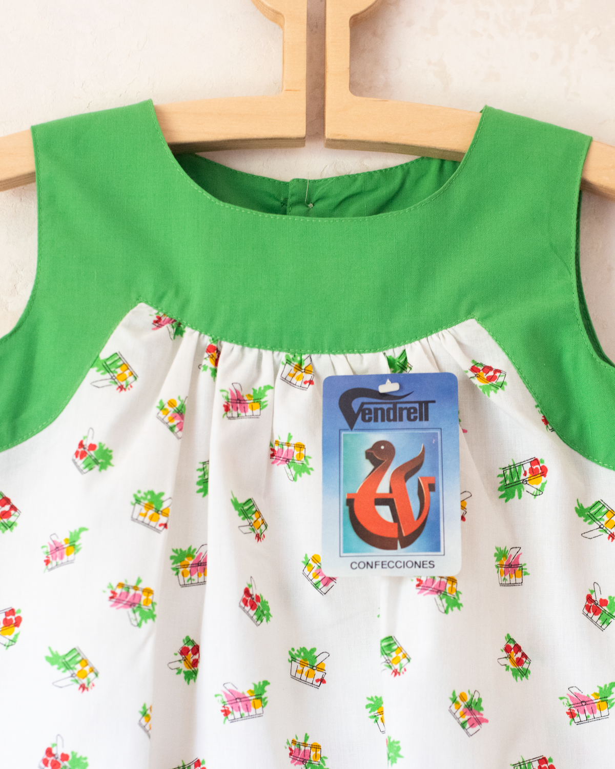 Summer dress with vegetable baskets | Spanish deadstock | 3-4 years