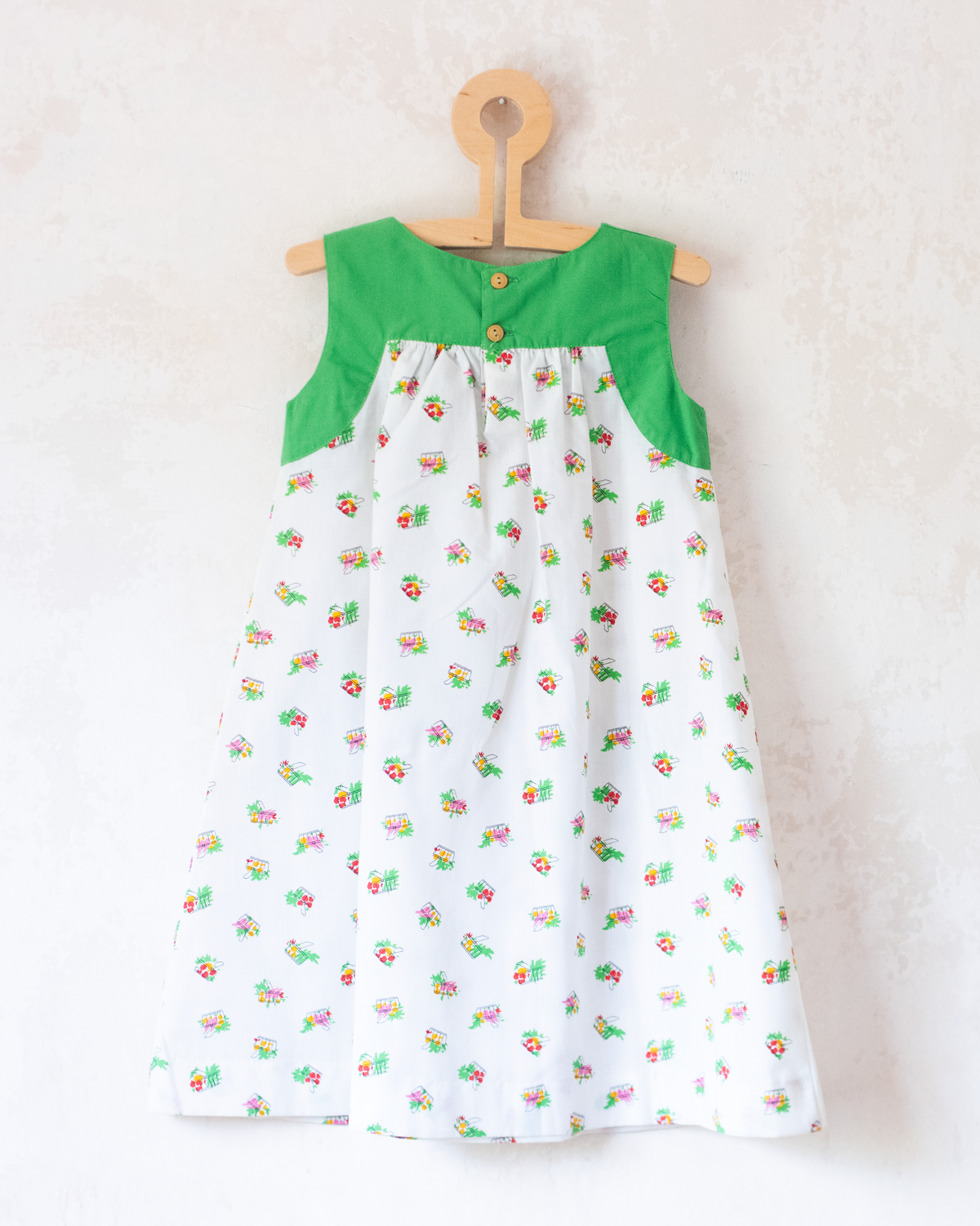 Summer dress with vegetable baskets | Spanish deadstock | 3-4 years
