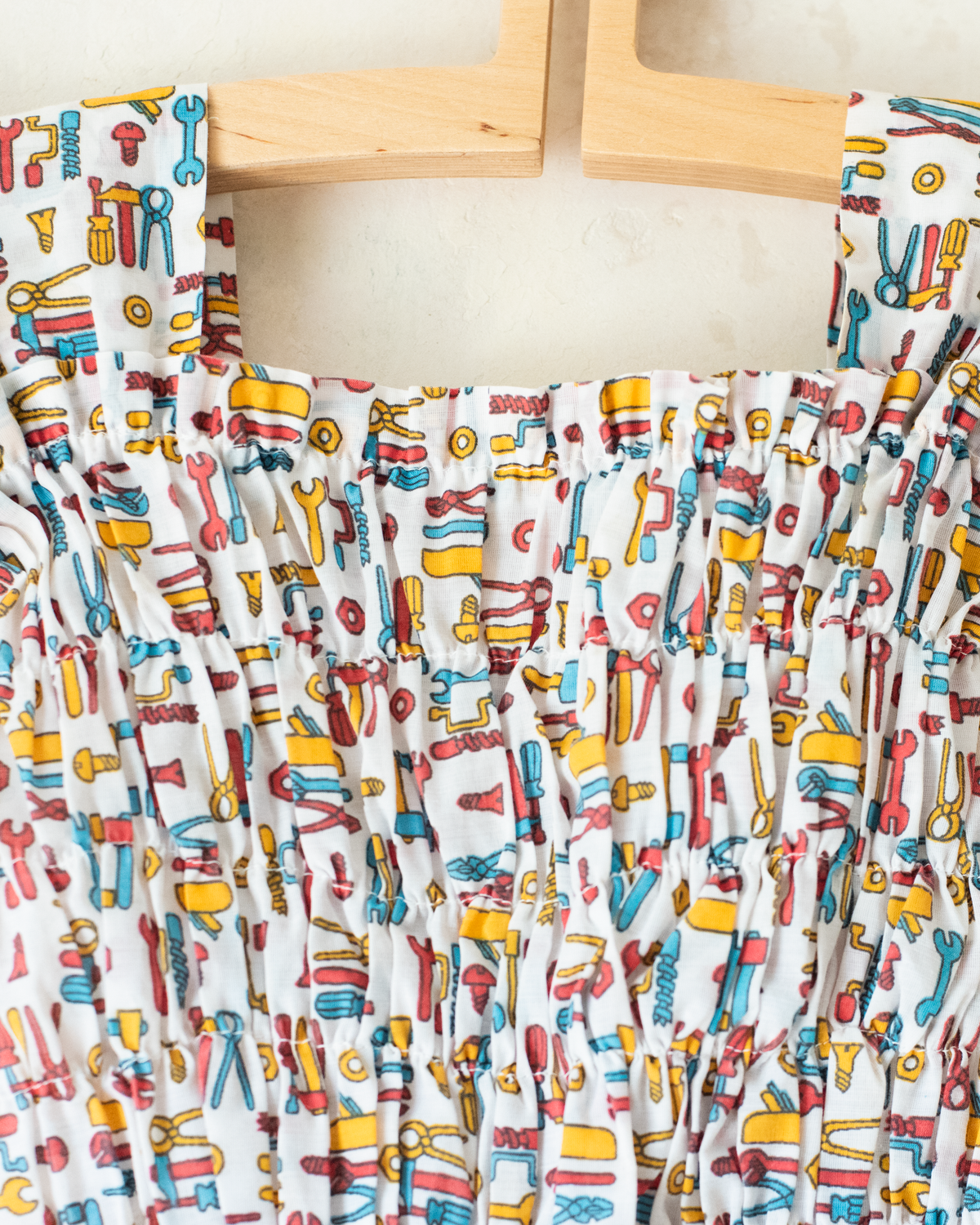 Shrink and tool shirt | 6-8 years