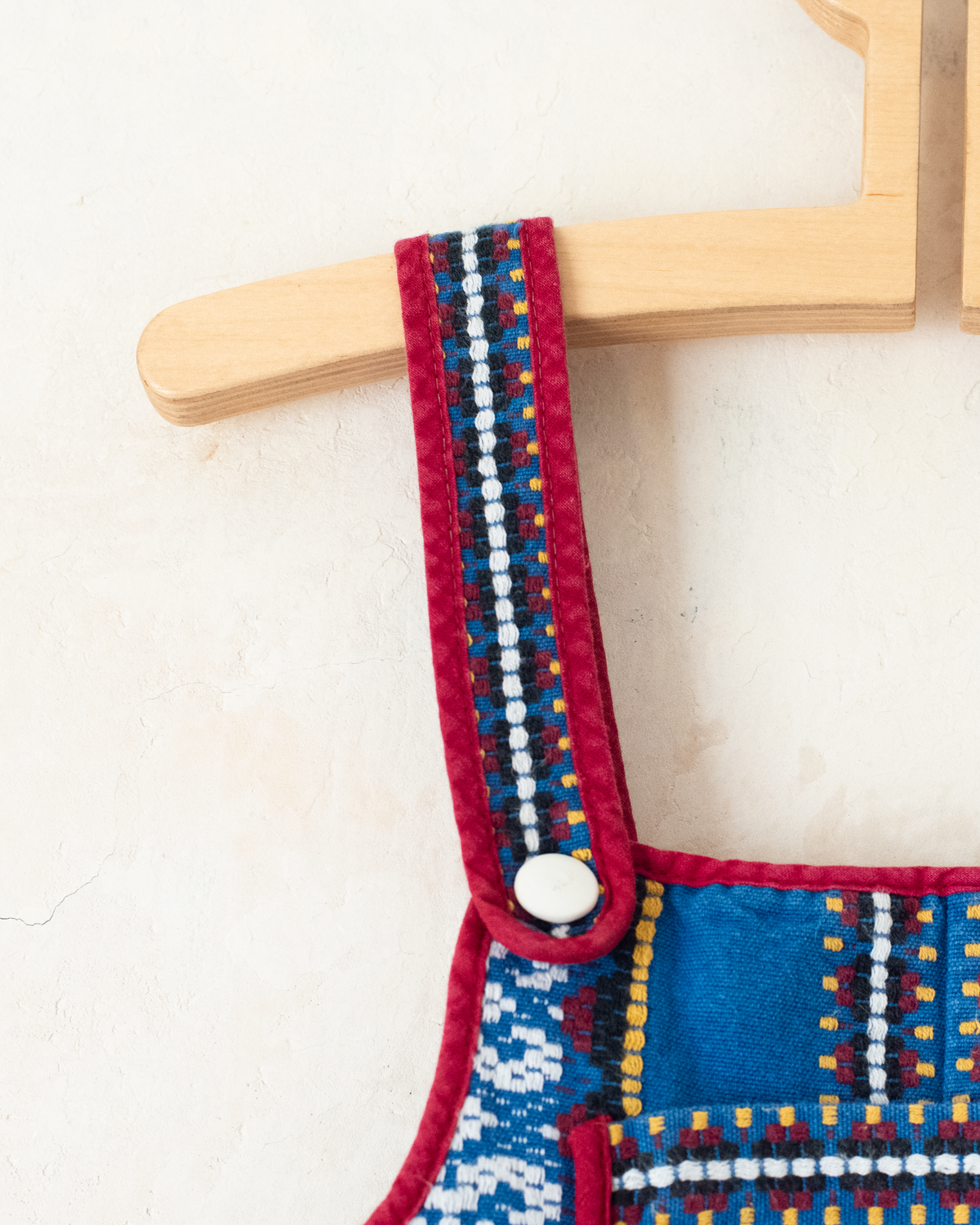 Blue romper with colorful embroidery | 9-12 months