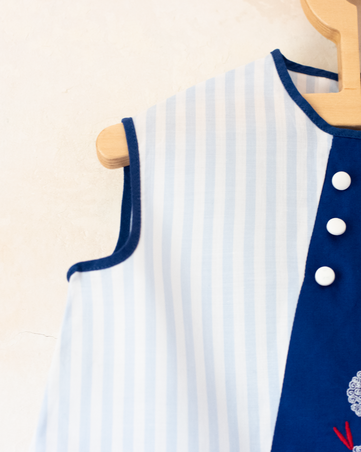Tunic and shorts with embroidered duck | French deadstock from the 70s | 18-24 months