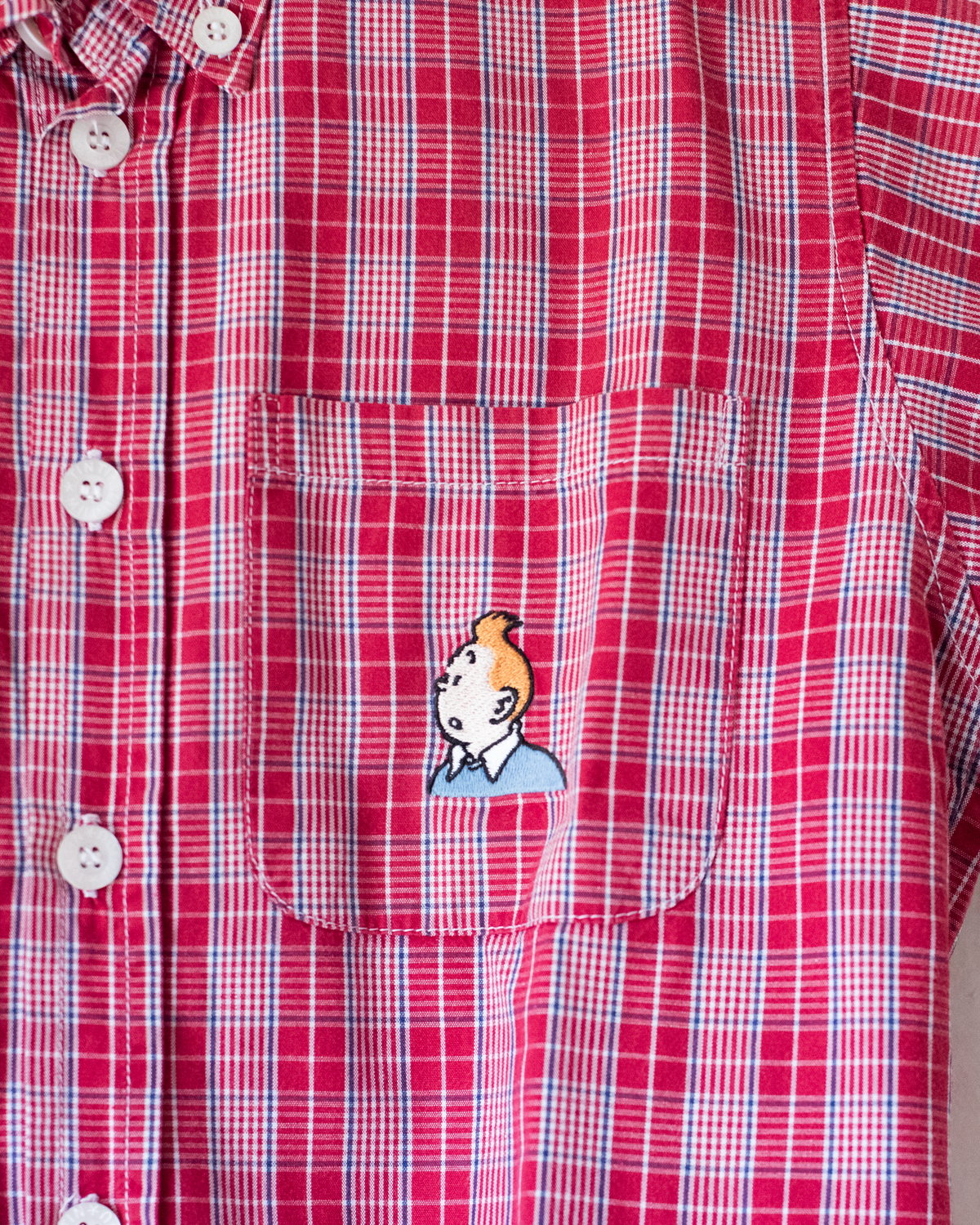 Red button-down shirt with Tintin embroidery | 3-4 years