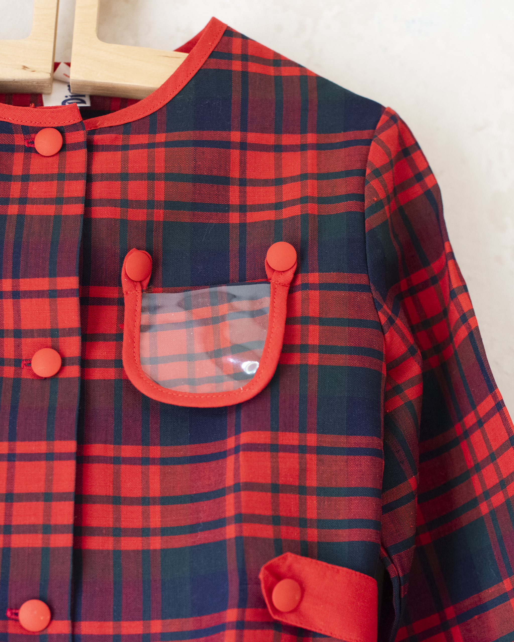 טוניקה אדומה משובצת  | דד סטוק צרפתי מהסבנטיז | 5-6 שנים