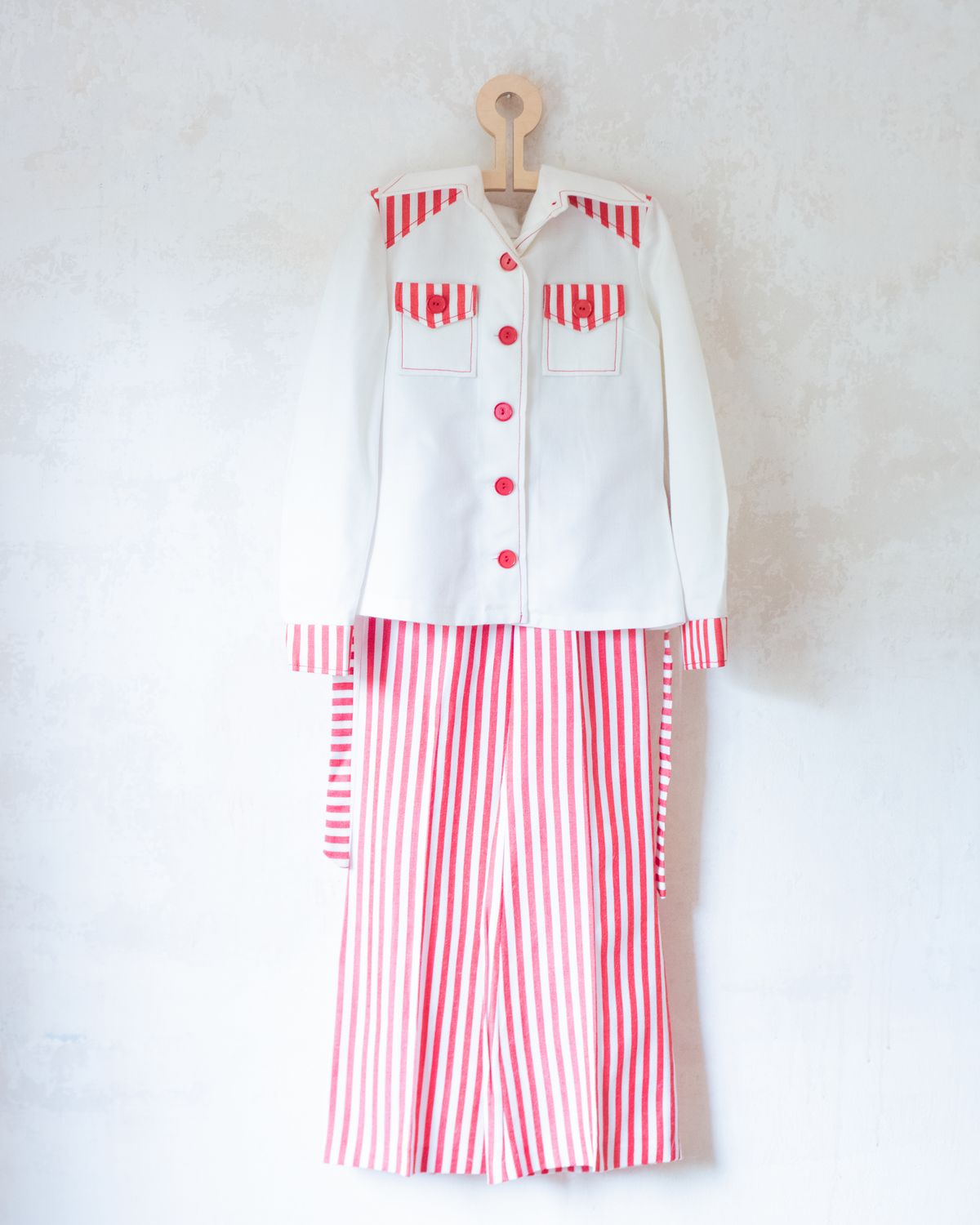 Tailored French suit with stripes | 8-9 years
