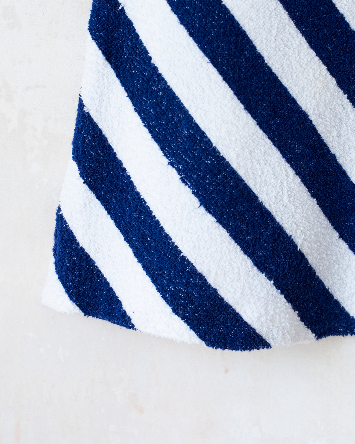 Terrycloth dress with stripes and an apple | French deadstock from the 70s | 6-7 years
