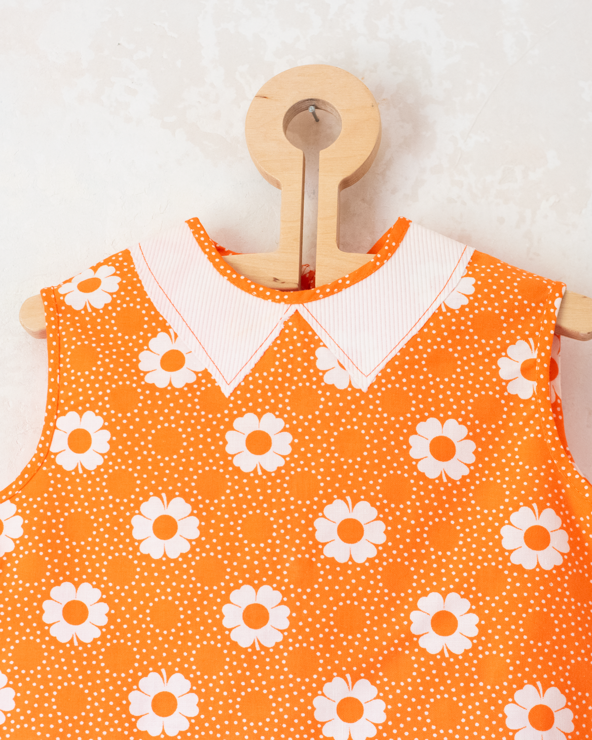Orange dress with flowers from the 70s | 18-24 months