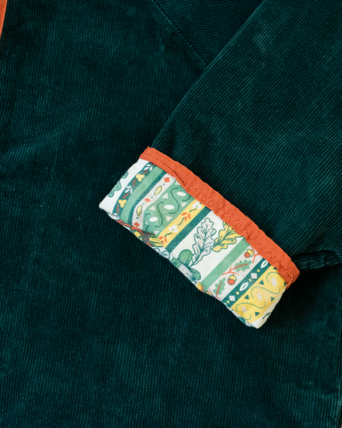 Reversible jacket with leaves, acorns and corduroy | 5-6 years