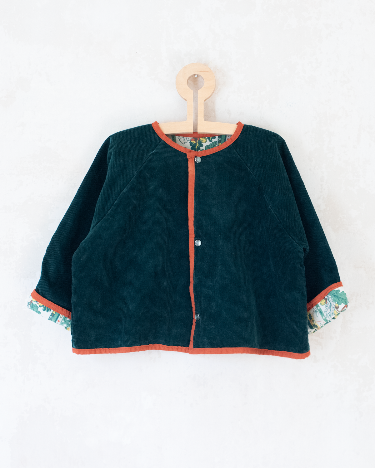 Reversible jacket with leaves, acorns and corduroy | 5-6 years