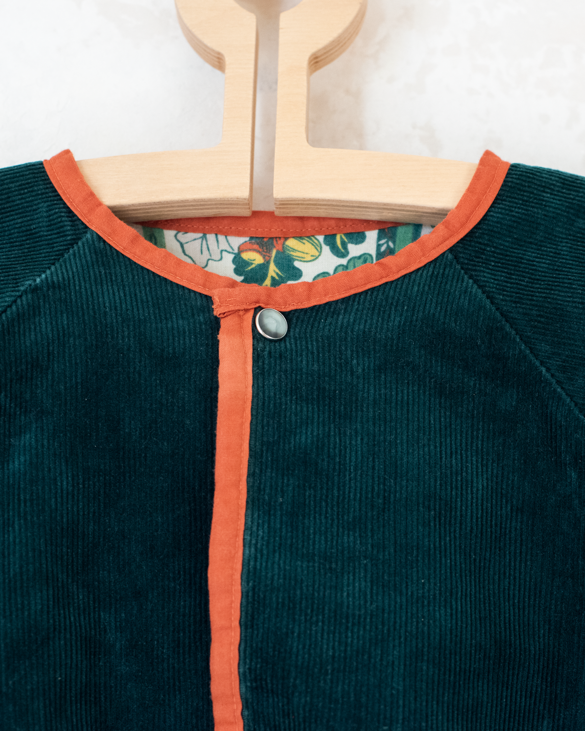 Reversible jacket with leaves, acorns and corduroy | 5-6 years